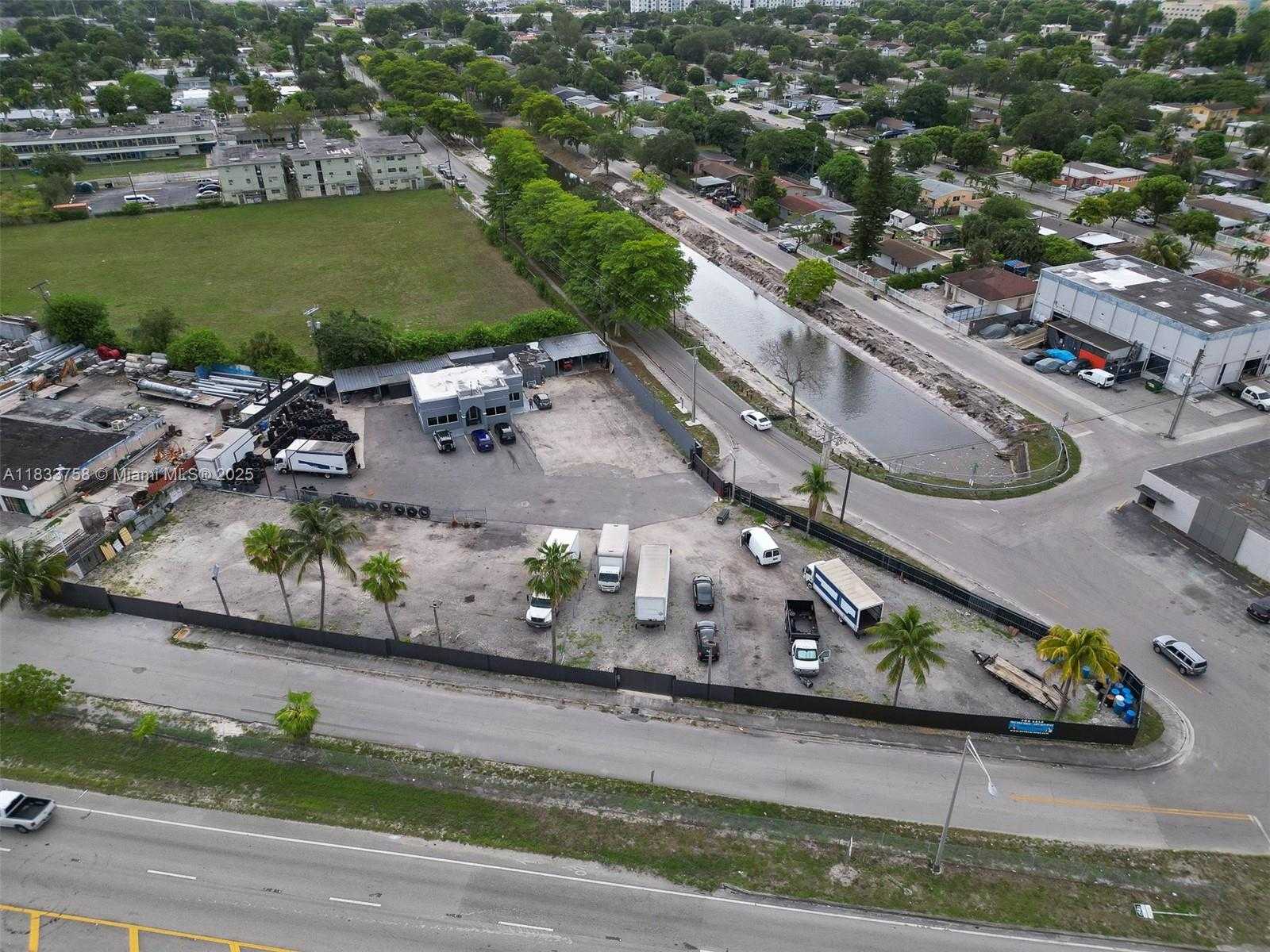 Small Image of 2695 NORTH WEST 141ST ST, Opa-Locka Number 2
