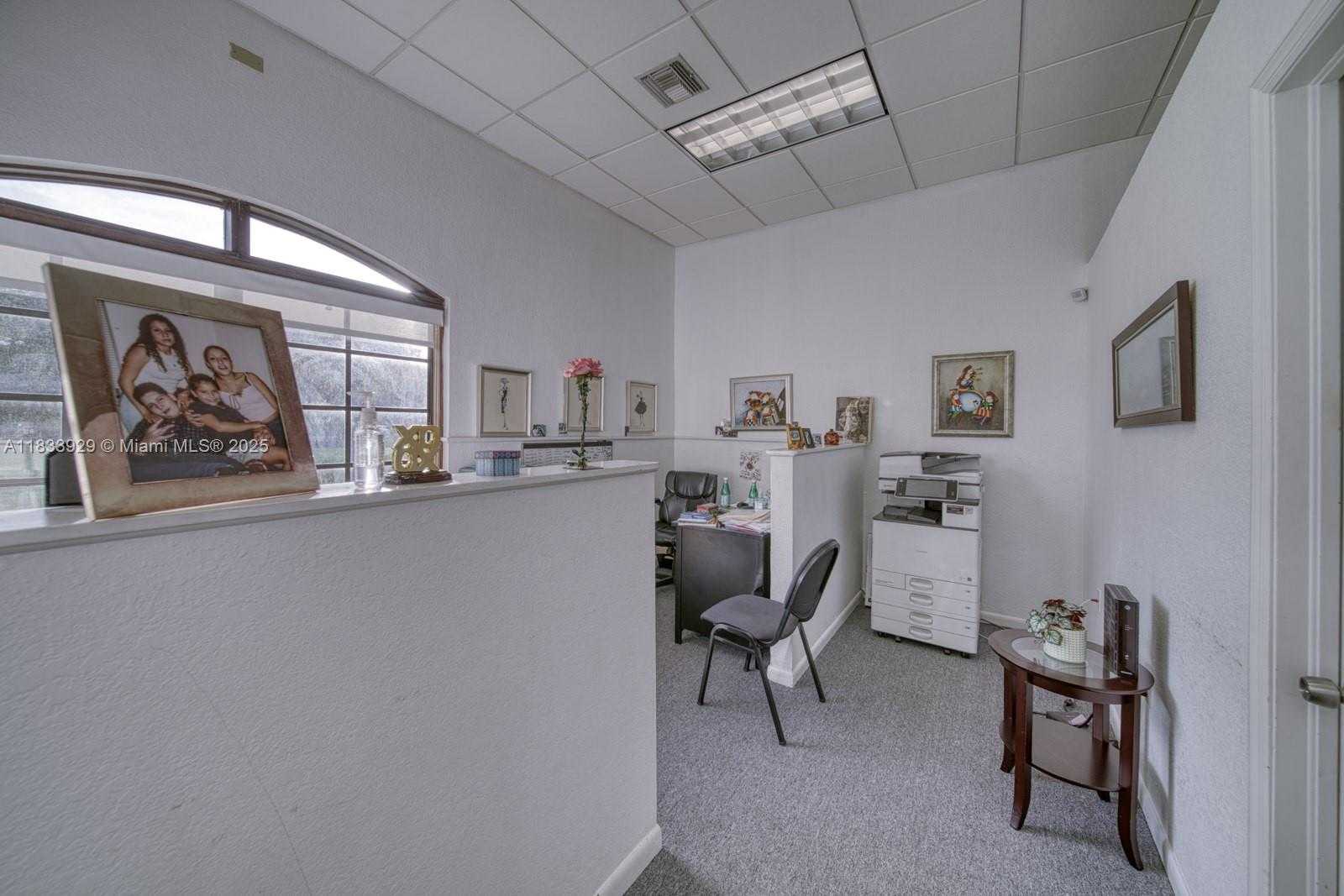Small Image of 9225 SOUTH WEST 158TH LN #B, Palmetto Bay Number 12