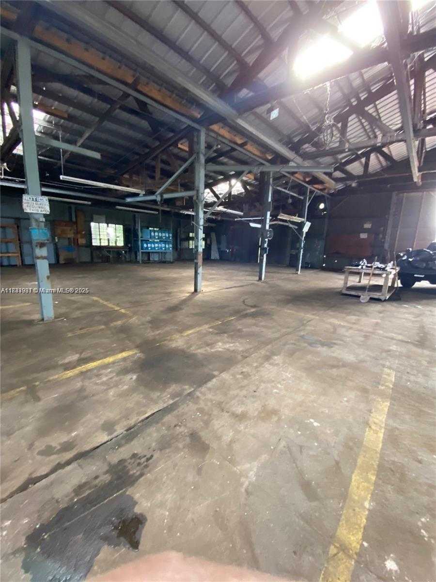 Small Image of 12181 EVERGLADES ST, Canal Point Number 6