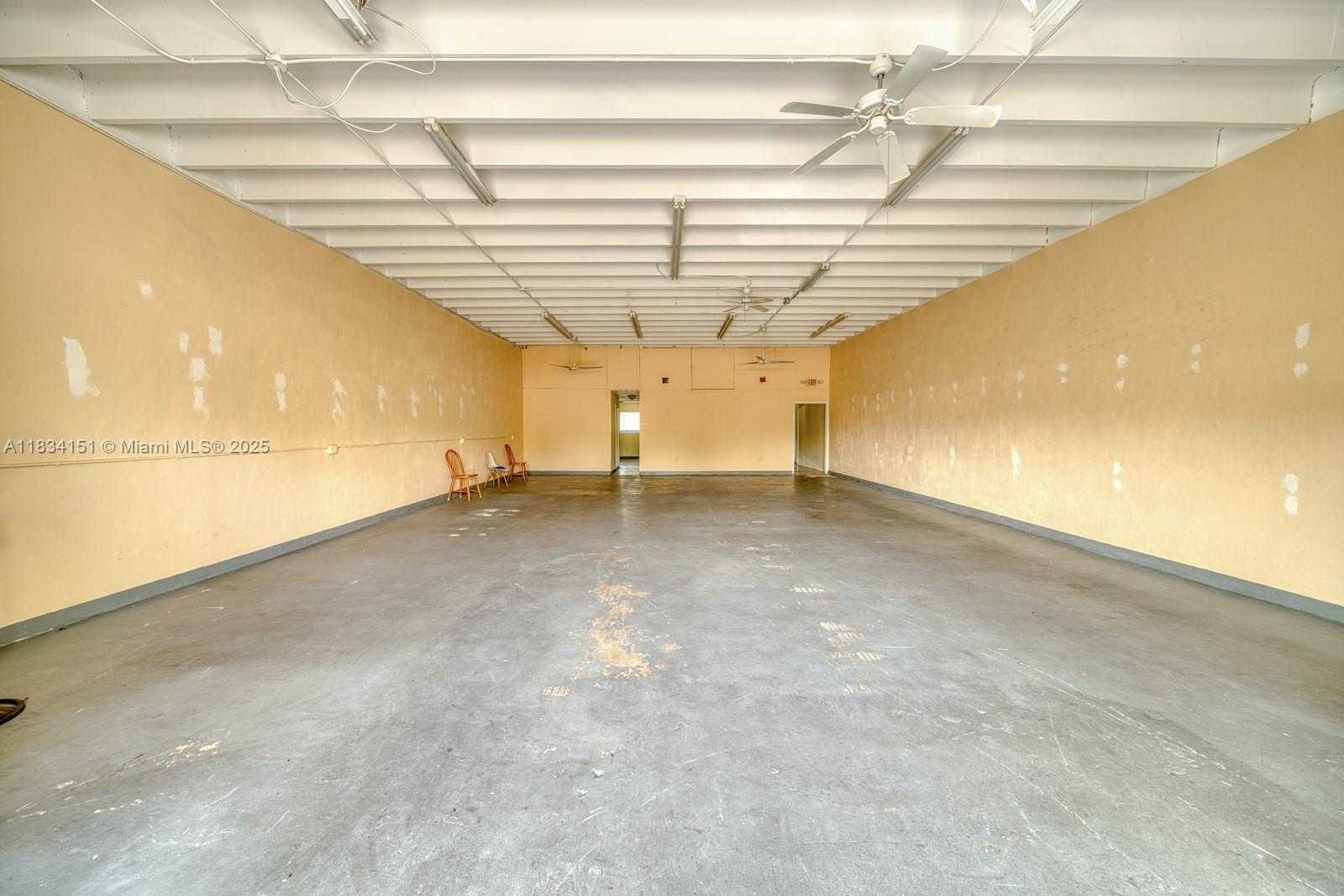 Small Image of 2 FOR RENT IN NORTH MIAMI BEACH, North Miami Beach Number 16