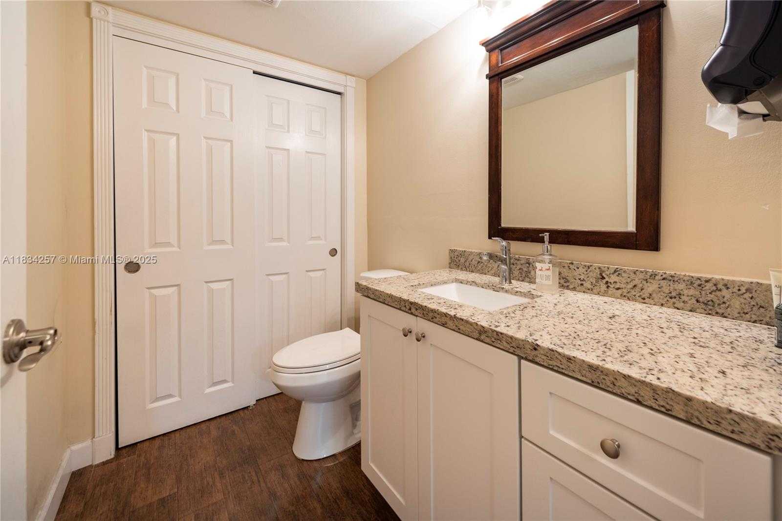 Small Image of 45 EAST SHERIDAN ST, Dania Beach Number 10