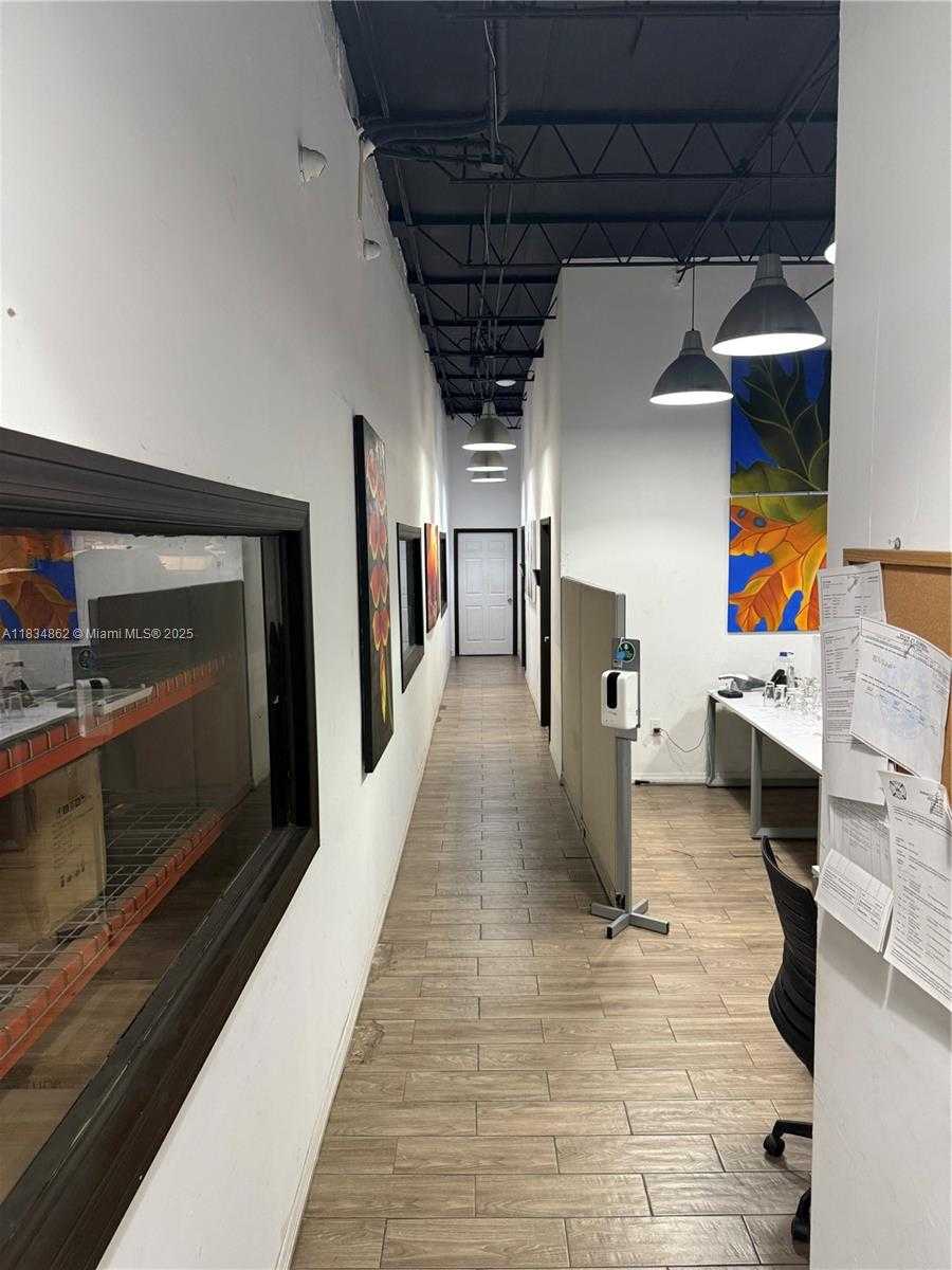 Small Image of 3771 NORTH WEST 51ST ST #3771-D, Hialeah Number 4