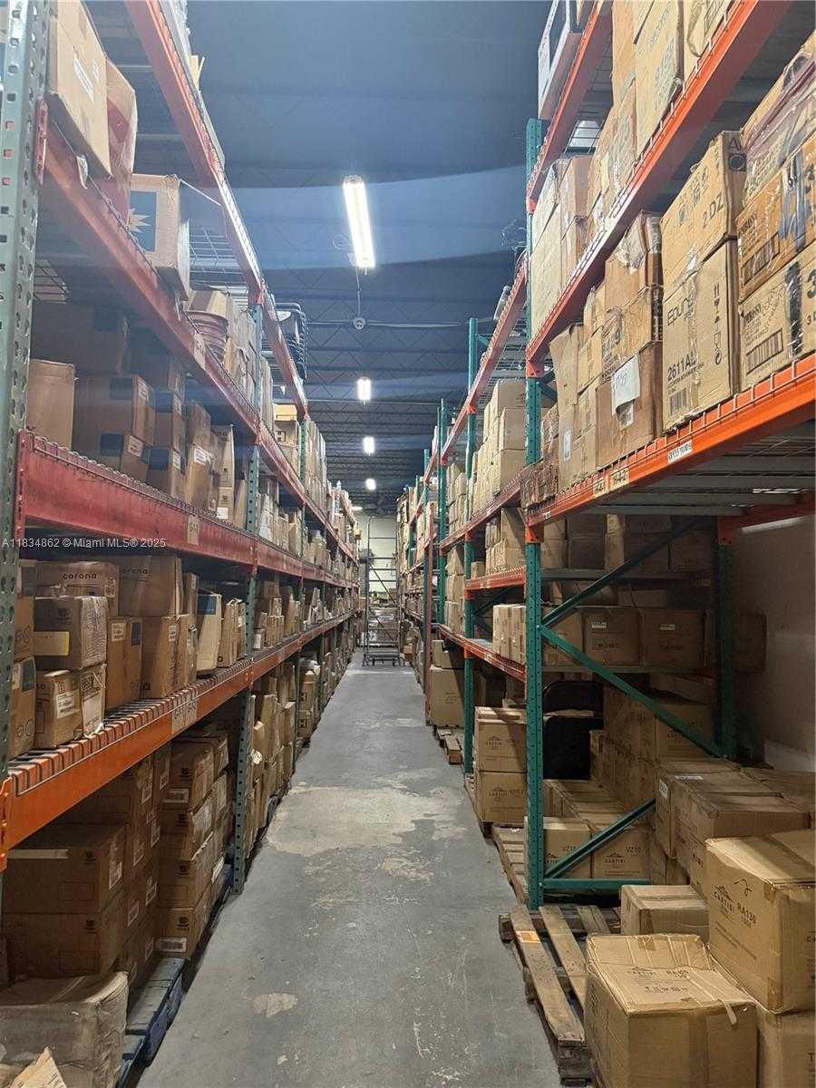 Small Image of 3771 NORTH WEST 51ST ST #3771-D, Hialeah Number 7