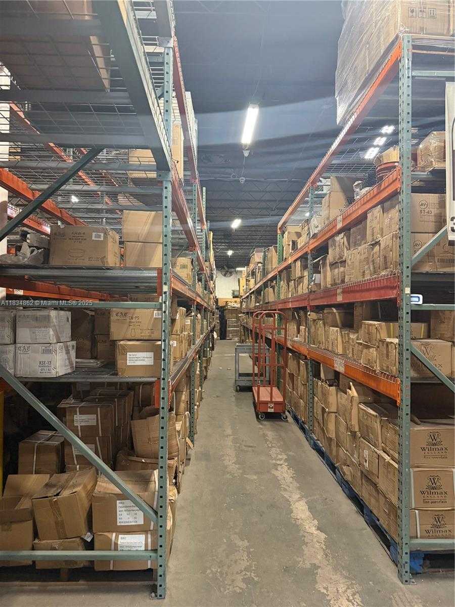 Small Image of 3771 NORTH WEST 51ST ST #3771-D, Hialeah Number 8