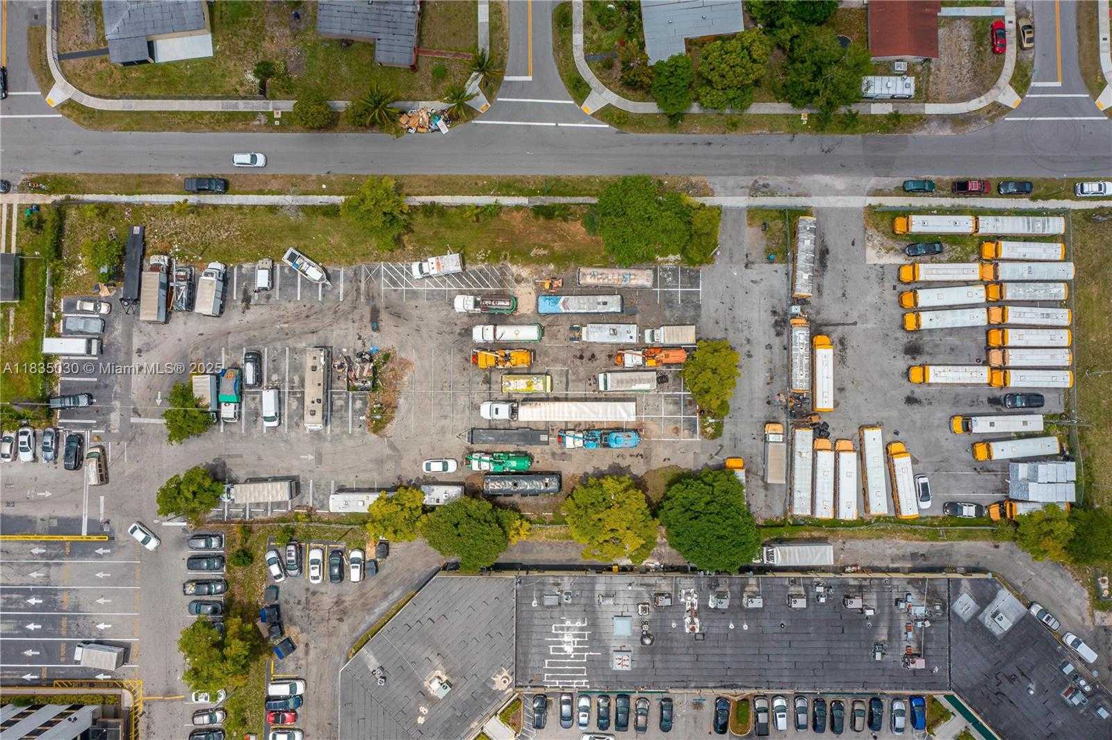 Small Image of 18352 NORTH WEST 2ND AVE, Miami Gardens Number 3
