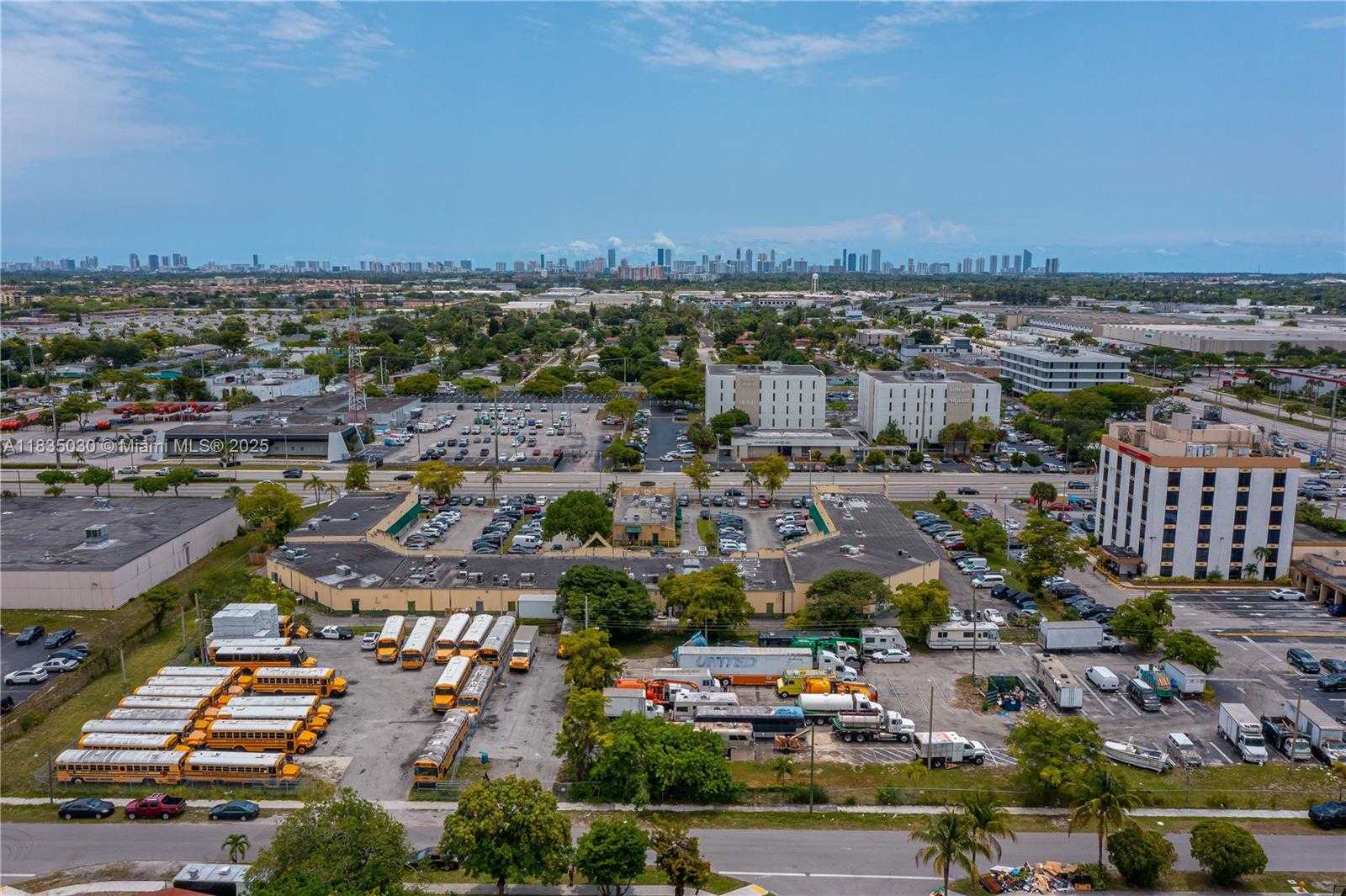 Small Image of 18352 NORTH WEST 2ND AVE, Miami Gardens Number 4