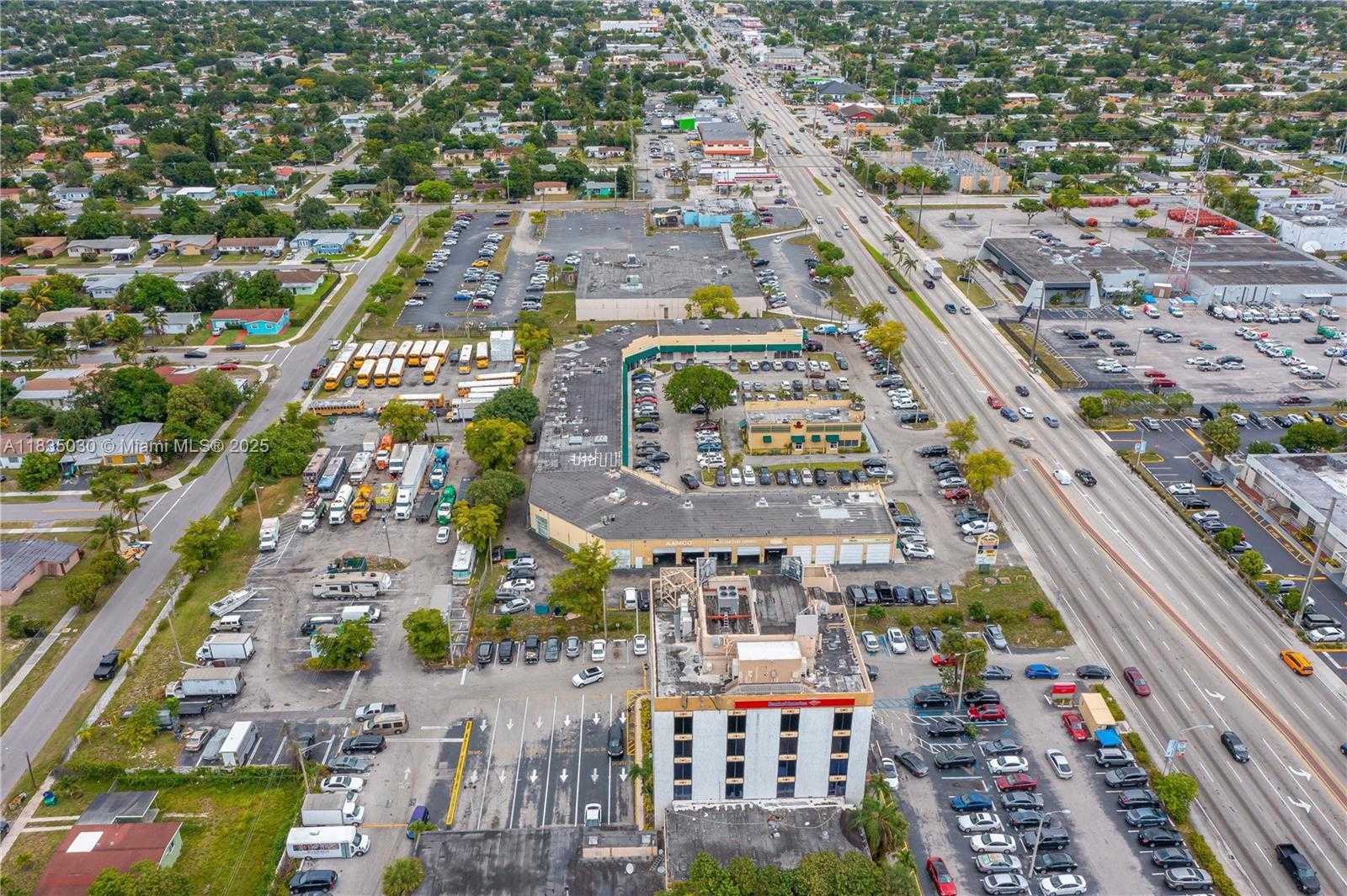 Small Image of 18352 NORTH WEST 2ND AVE, Miami Gardens Number 6