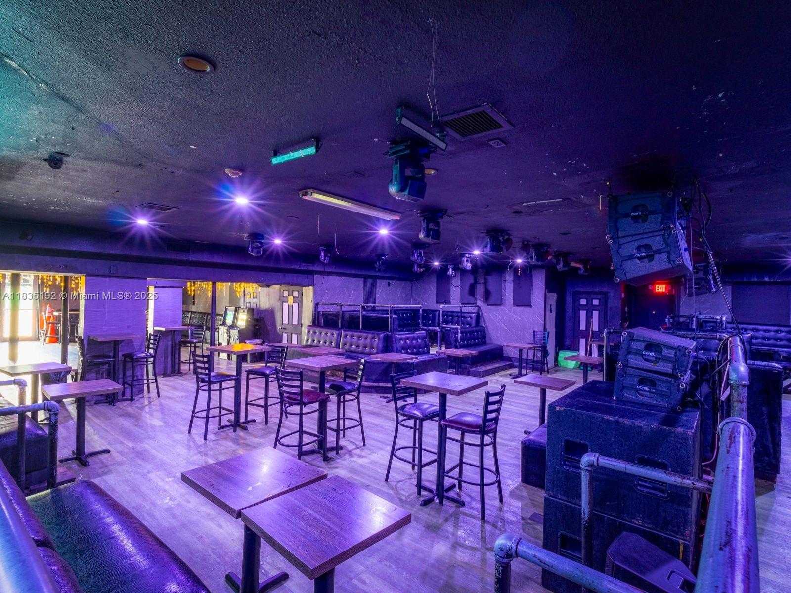 Small Image of 3490 NORTH WEST 32ND AVE, Miami Number 25