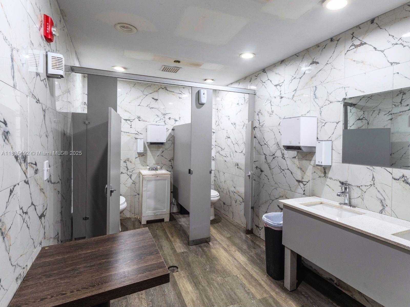 Small Image of 3490 NORTH WEST 32ND AVE, Miami Number 29