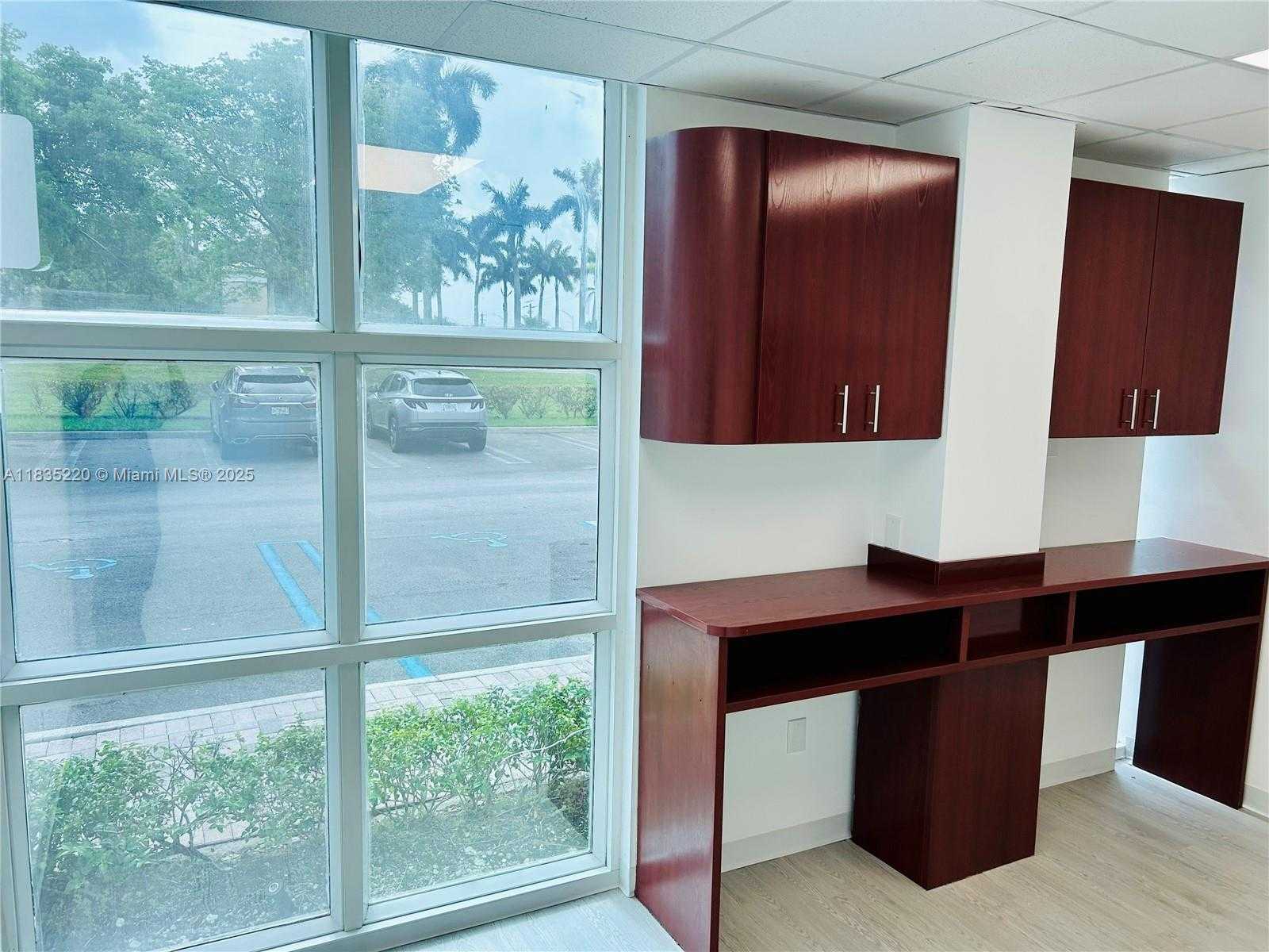 Small Image of 10305 NORTH WEST 41ST ST #100, Doral Number 14