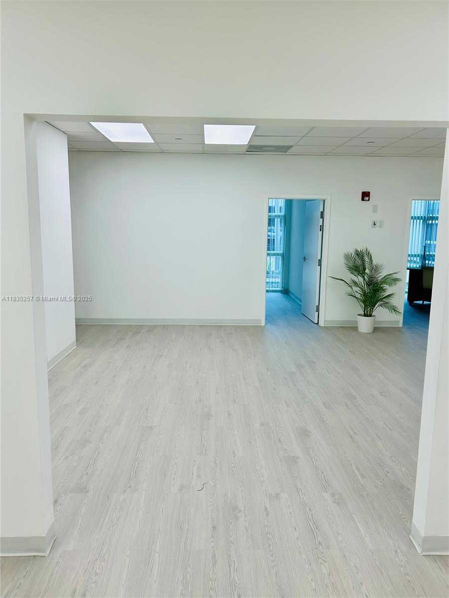 Small Image of 10305 NORTH WEST 41ST ST #107, Doral Number 9
