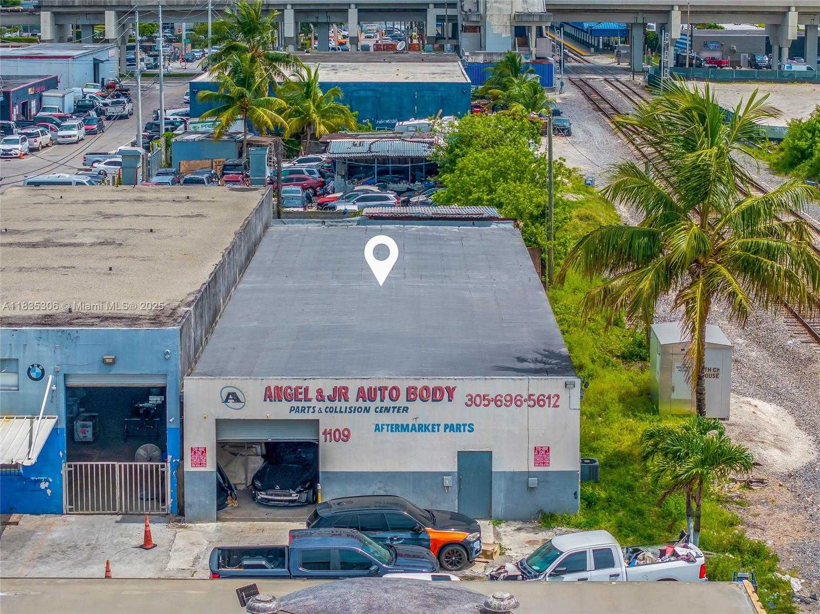Small Image of 1109 EAST 23RD ST, Hialeah Number 17
