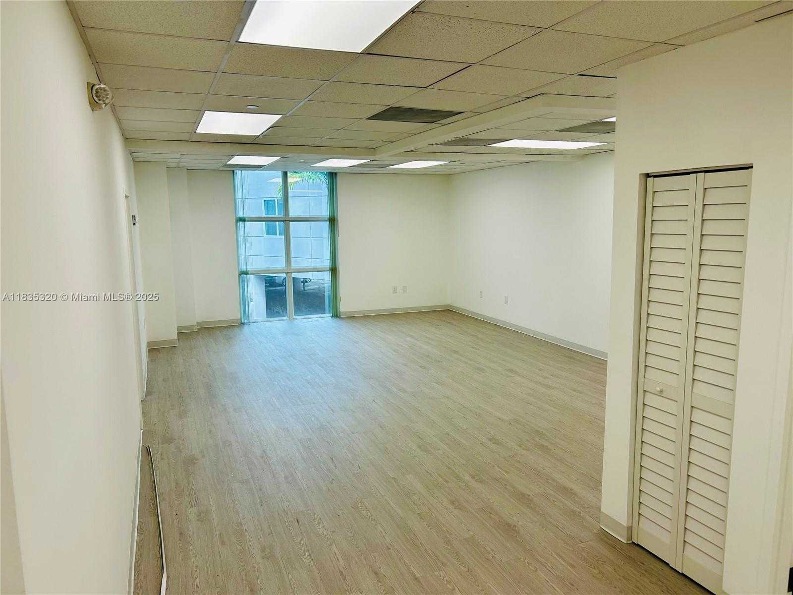 Small Image of 10305 NORTH WEST 41ST ST #204, Doral Number 6