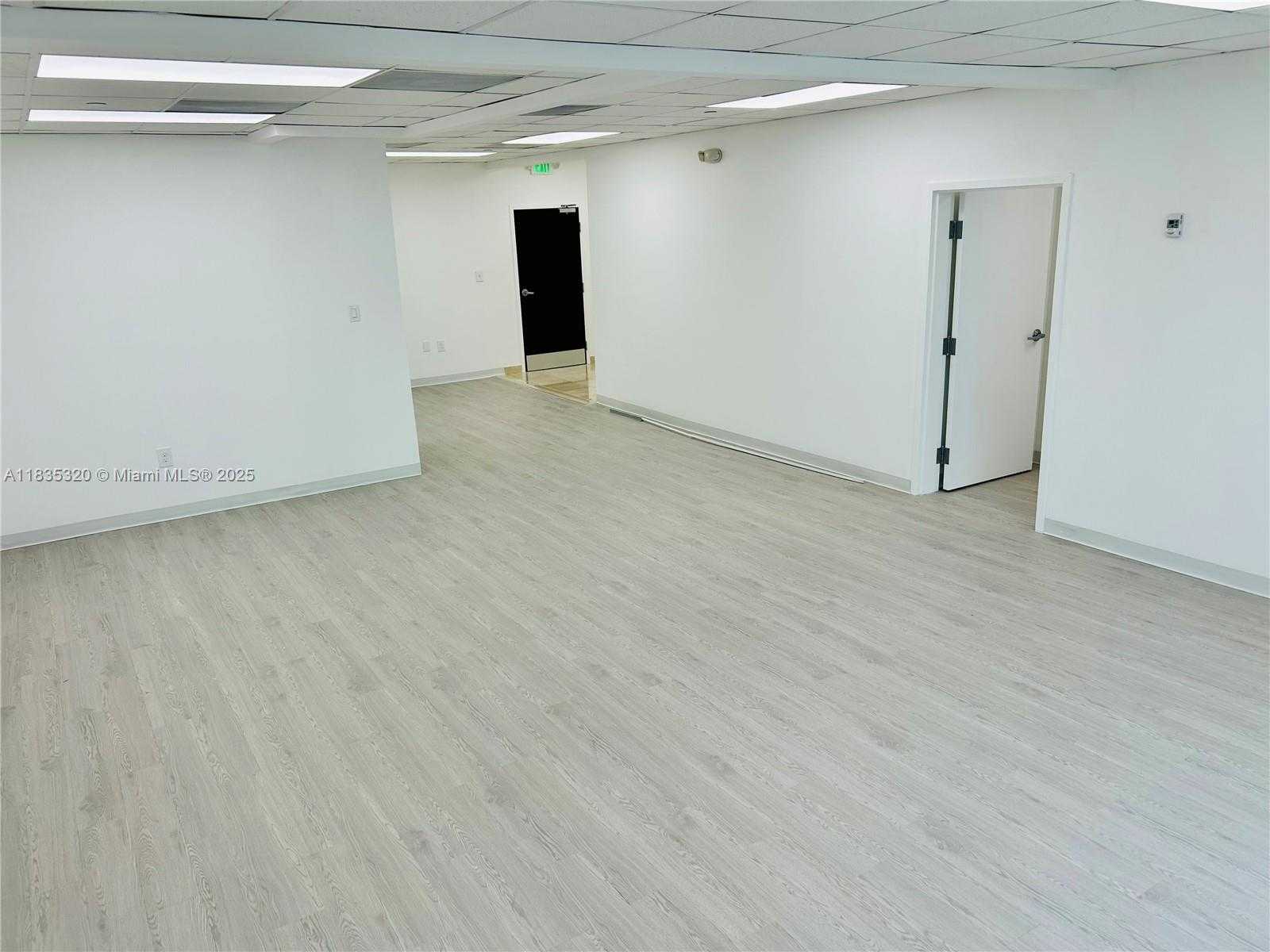 Small Image of 10305 NORTH WEST 41ST ST #204, Doral Number 7