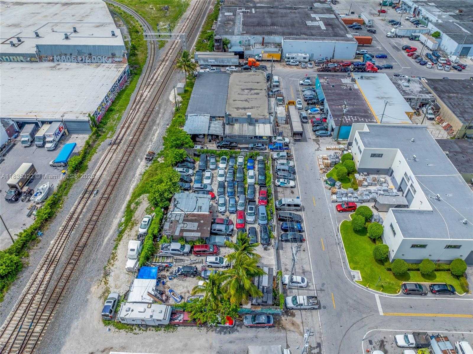 Small Image of 2363 EAST 11TH AVE, Hialeah Number 21