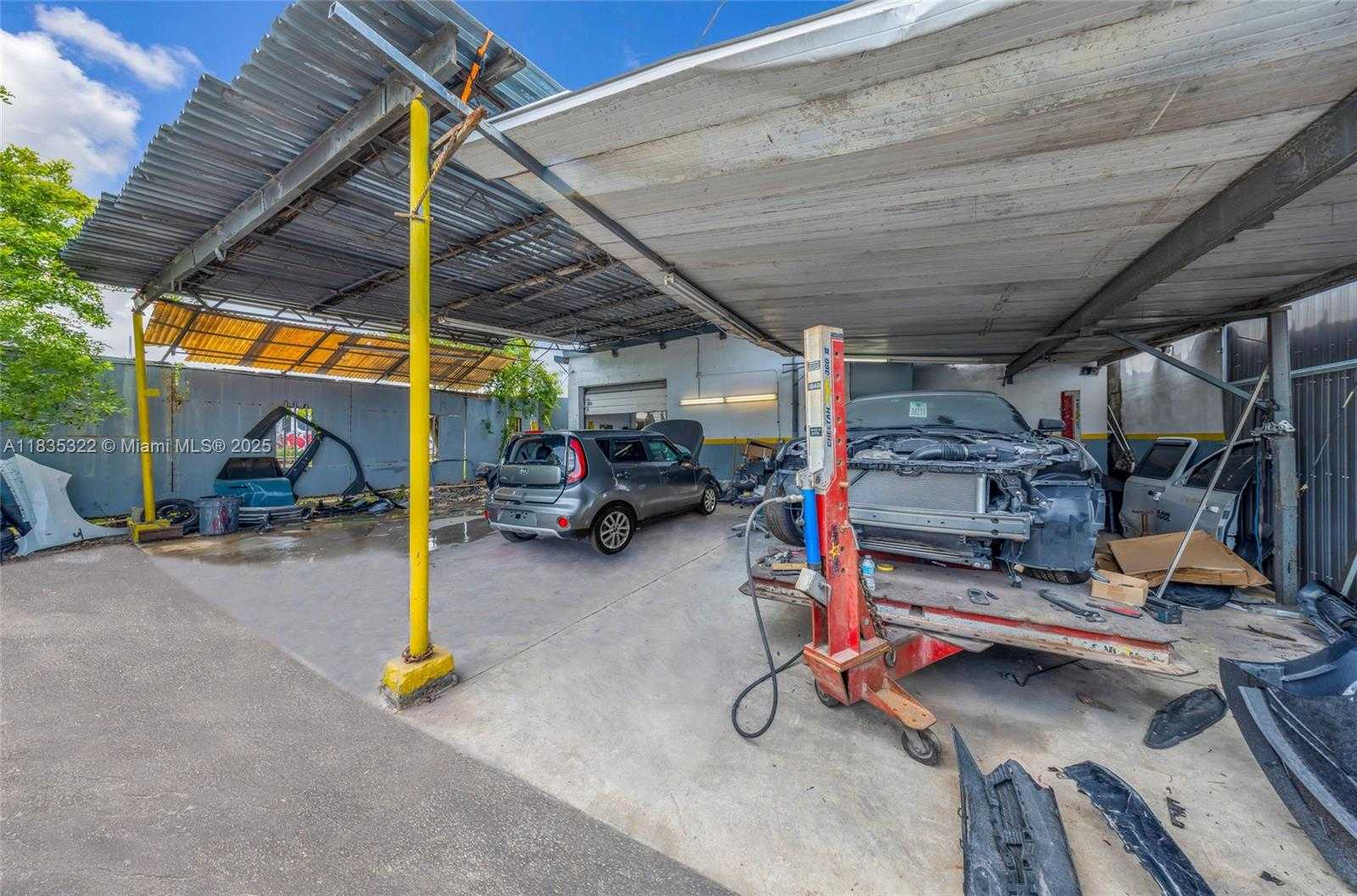 Small Image of 2363 EAST 11TH AVE, Hialeah Number 5