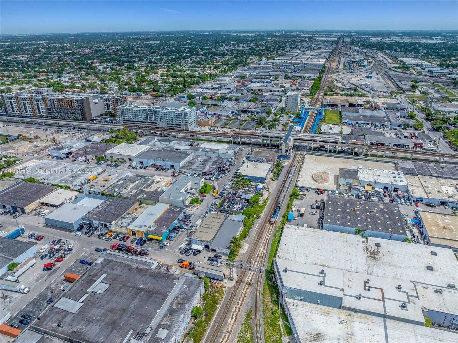 Small Image of 1109 EAST 23RD ST, Hialeah Number 30