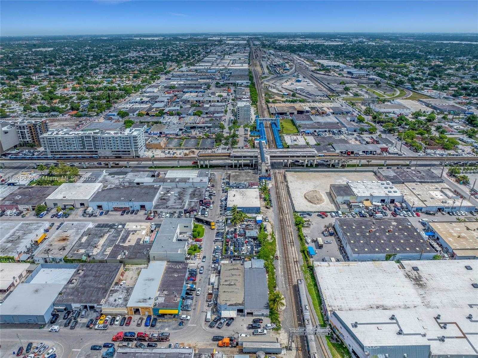 Small Image of 1109 EAST 23RD ST, Hialeah Number 32