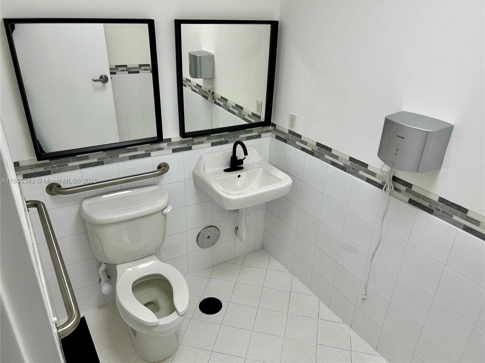 Small Image of 10305 NORTH WEST 41ST ST #221, Doral Number 11