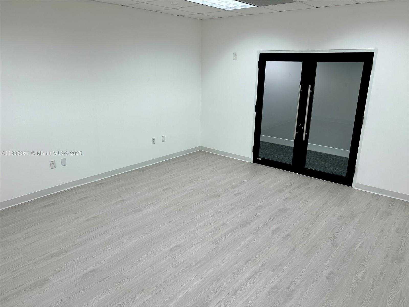 Small Image of 10305 NORTH WEST 41ST ST #221, Doral Number 7
