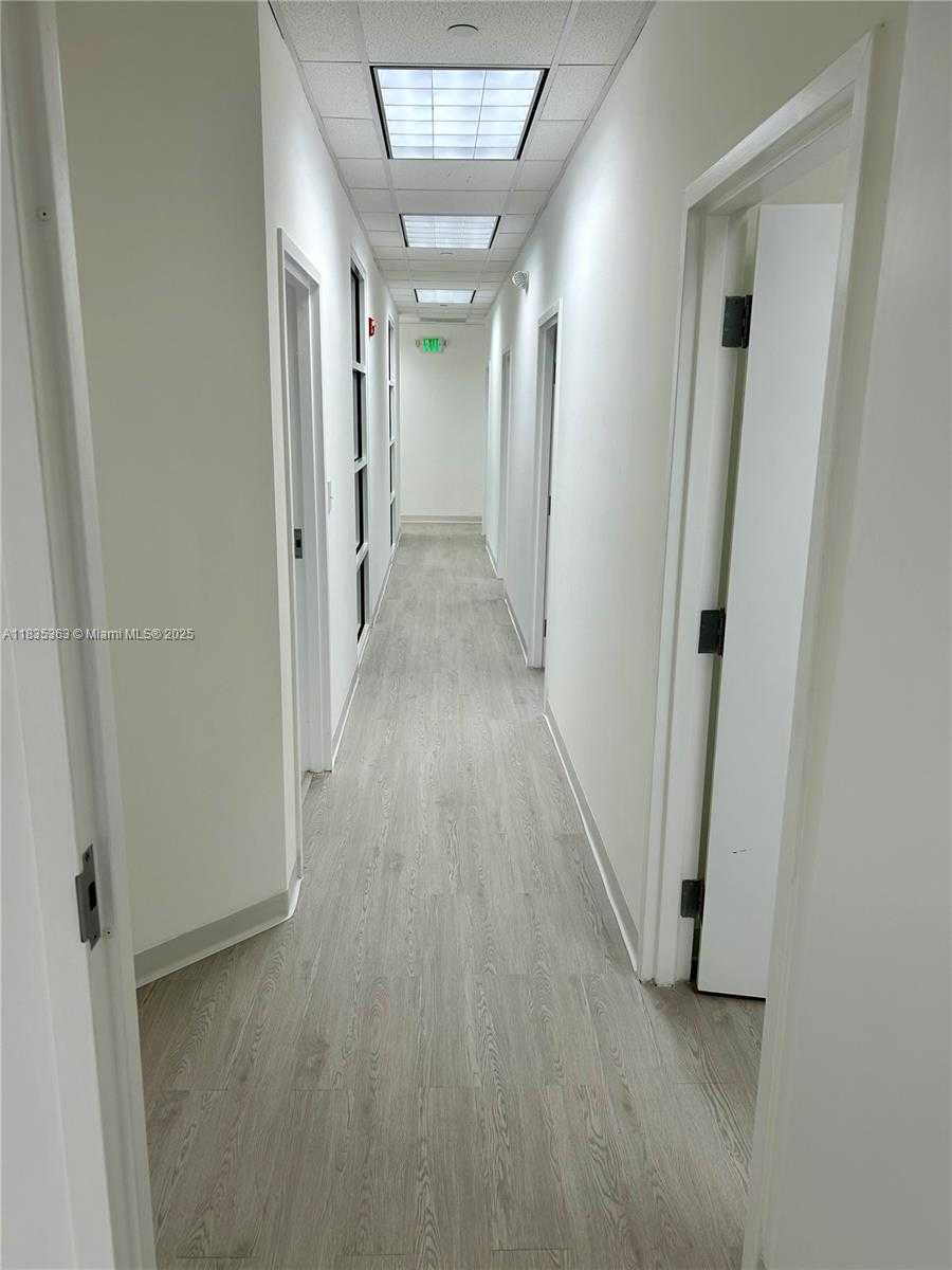Small Image of 10305 NORTH WEST 41ST ST #221, Doral Number 8