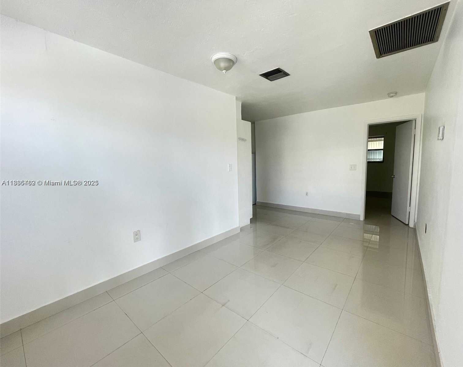 Small Image of 213 SOUTH EAST PARK ST #1-6, Dania Beach Number 8