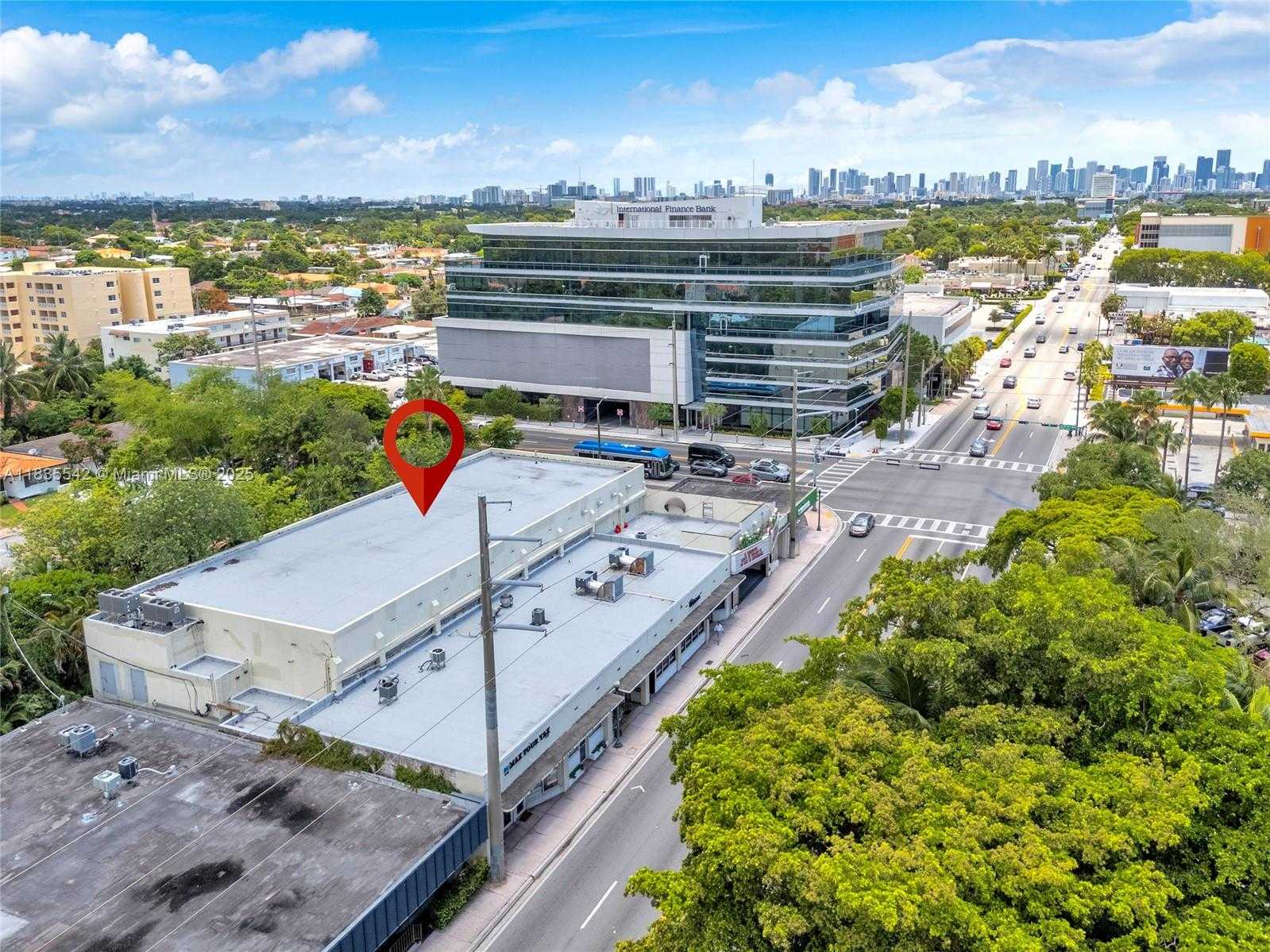 Small Image of 3717 SOUTH WEST 8TH ST, Coral Gables Number 4