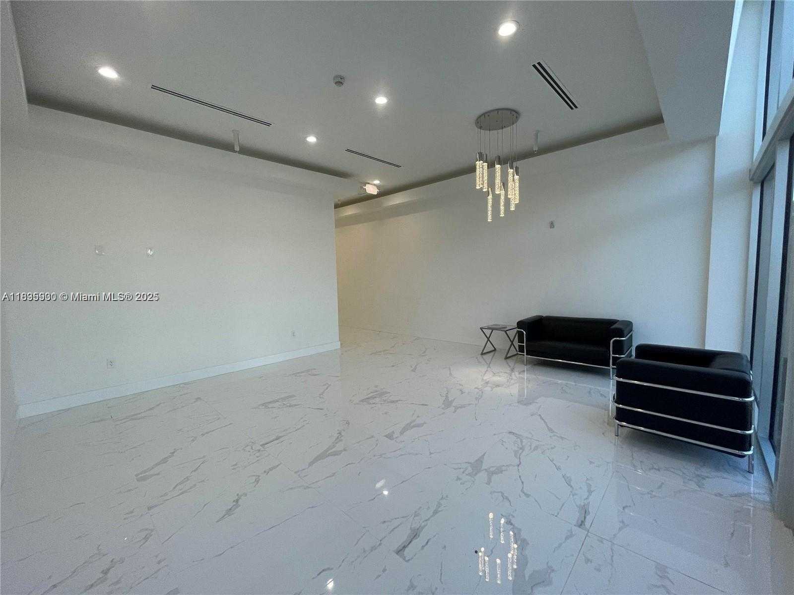 Small Image of 10450 NORTH WEST 33RD ST #101-102, Doral Number 8