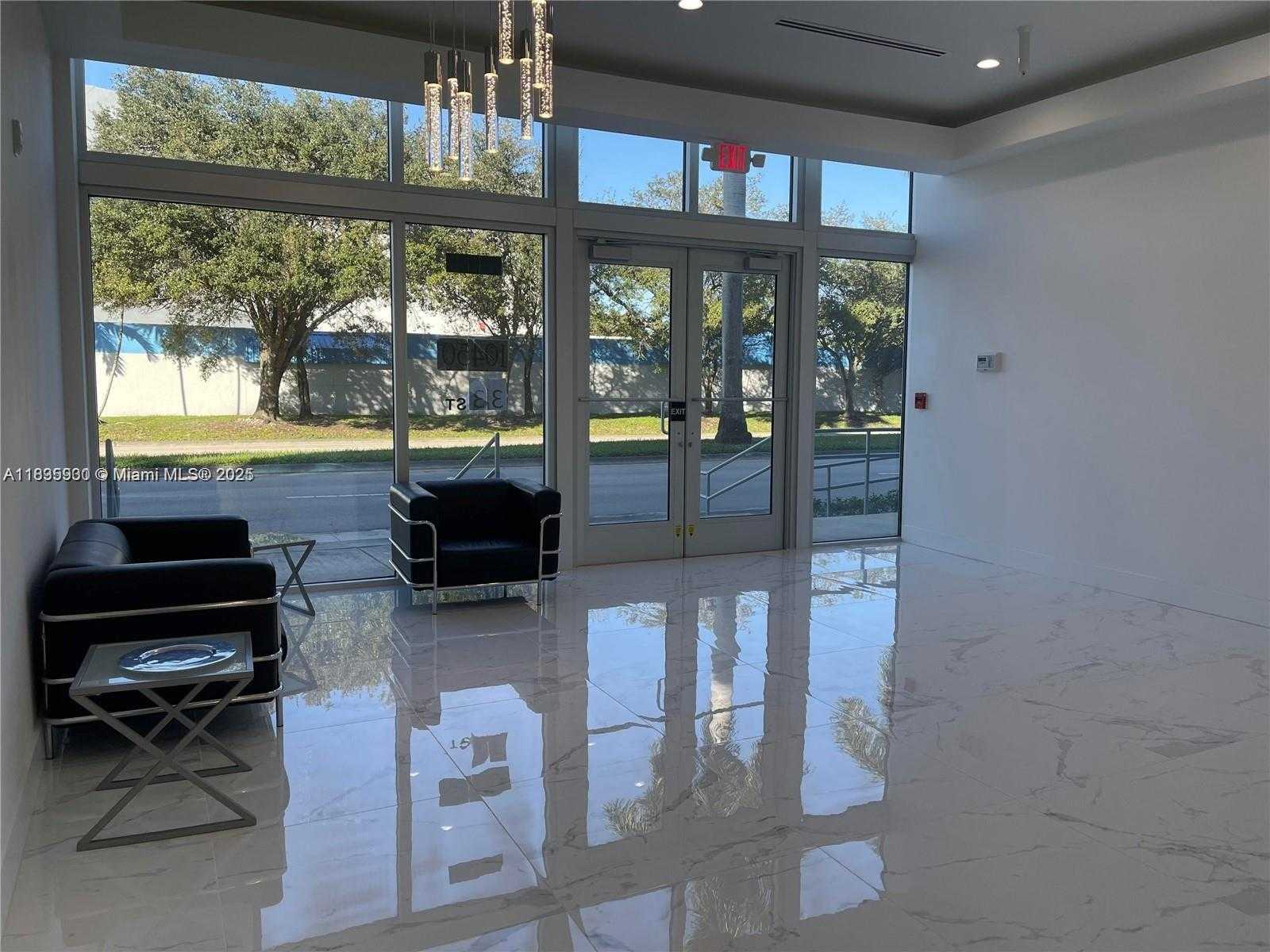 Small Image of 10450 NORTH WEST 33RD ST #101-102, Doral Number 9