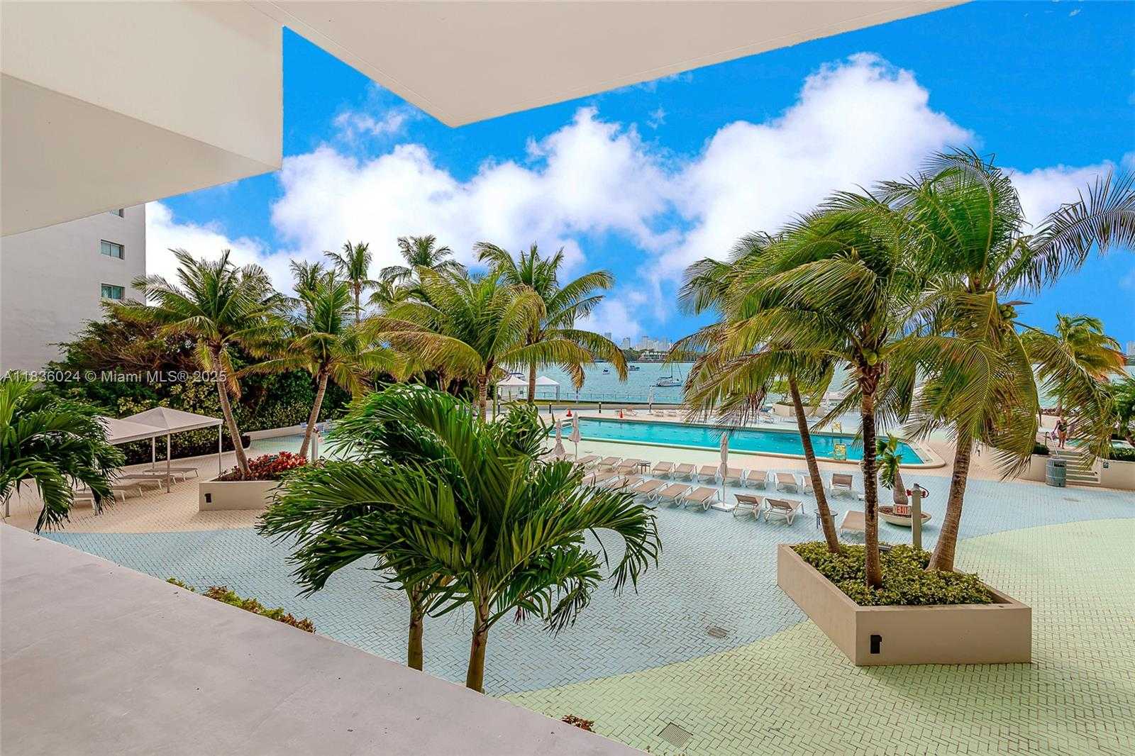 Small Image of 1200 WEST AVE #CU-5, Miami Beach Number 3