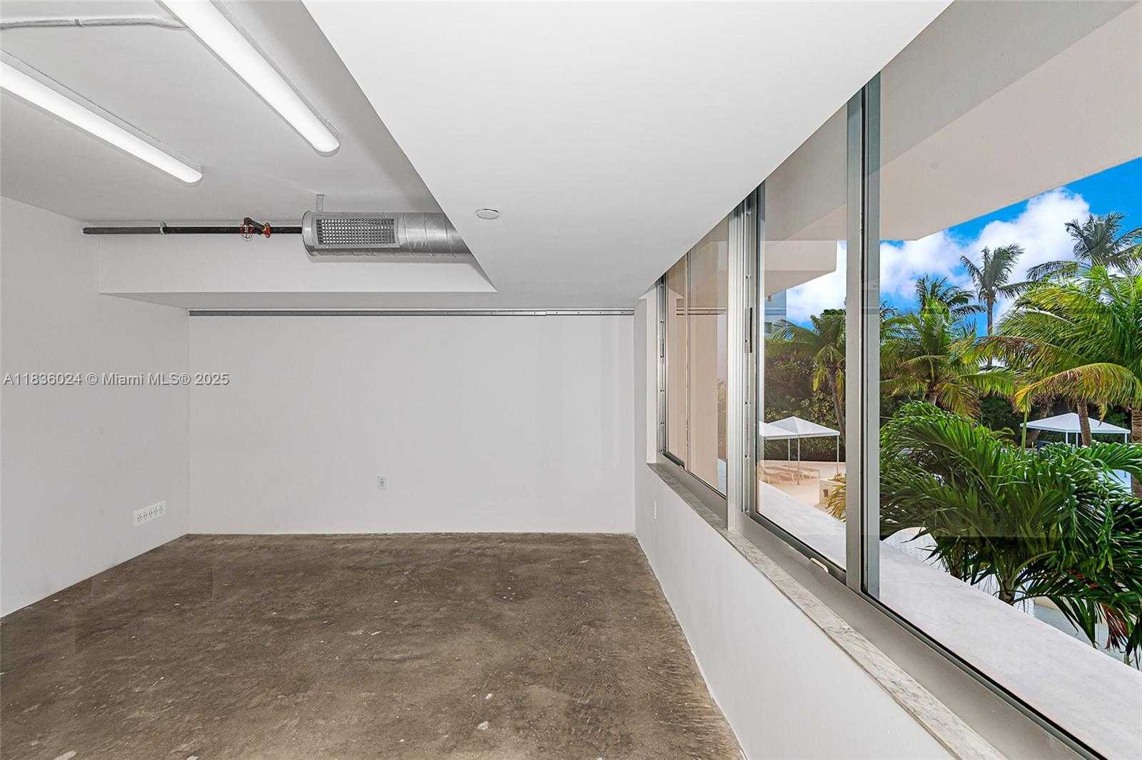 Small Image of 1200 WEST AVE #CU-5, Miami Beach Number 4