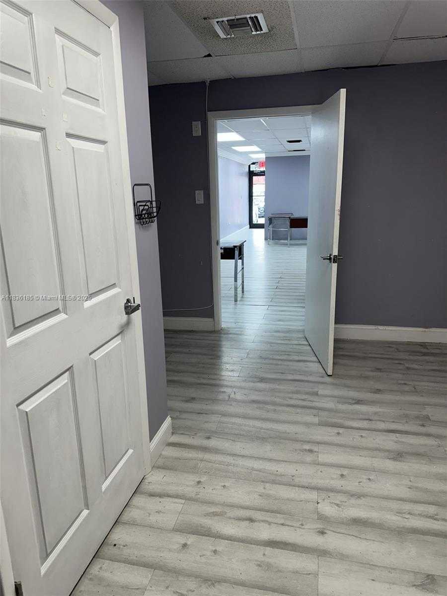 Small Image of 13715 NORTH WEST 7TH AVE #45, North Miami Number 21