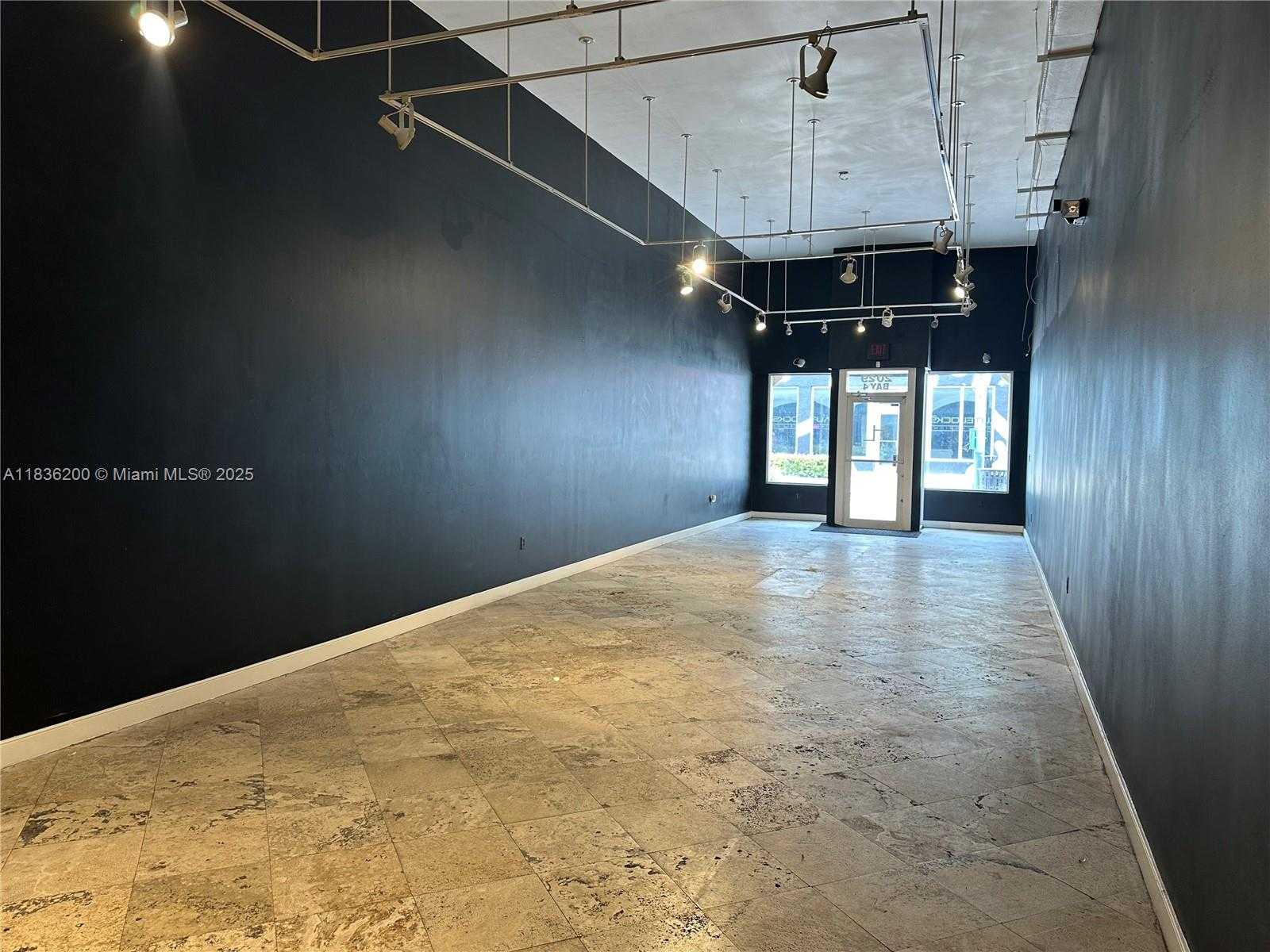 Small Image of 2029 HARRISON ST #4, Hollywood Number 4