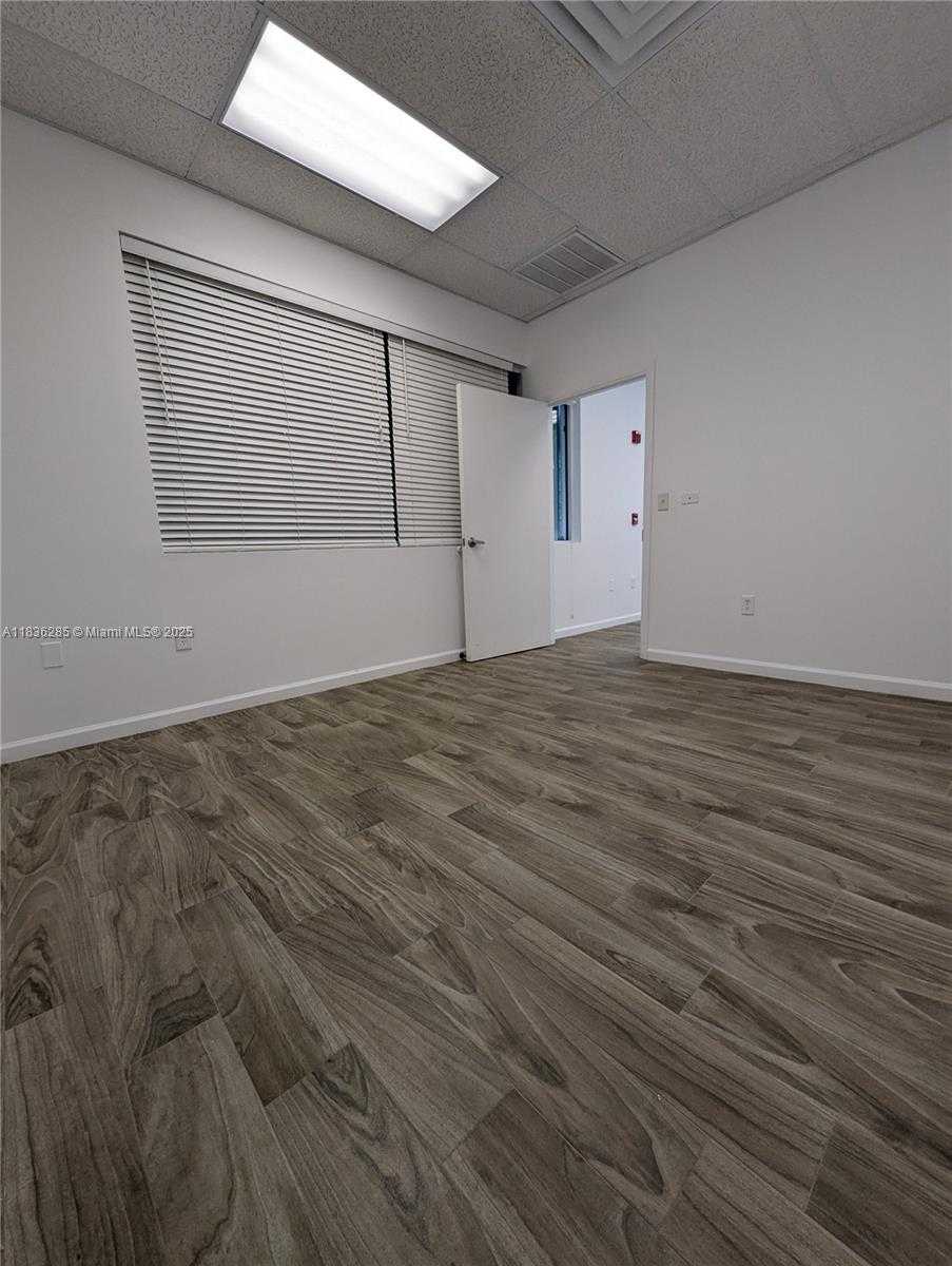 Small Image of 585 NORTH WEST MERCANTILE PLACE 107 #Unit C-8, Port St. Lucie Number 10