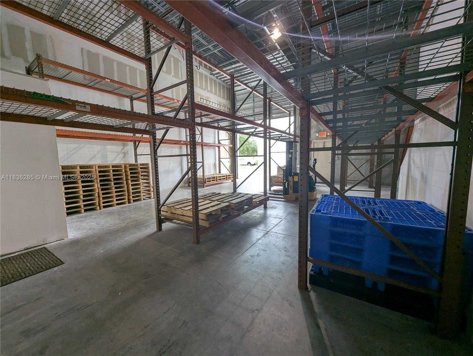 Small Image of 585 NORTH WEST MERCANTILE PLACE 107 #Unit C-8, Port St. Lucie Number 19