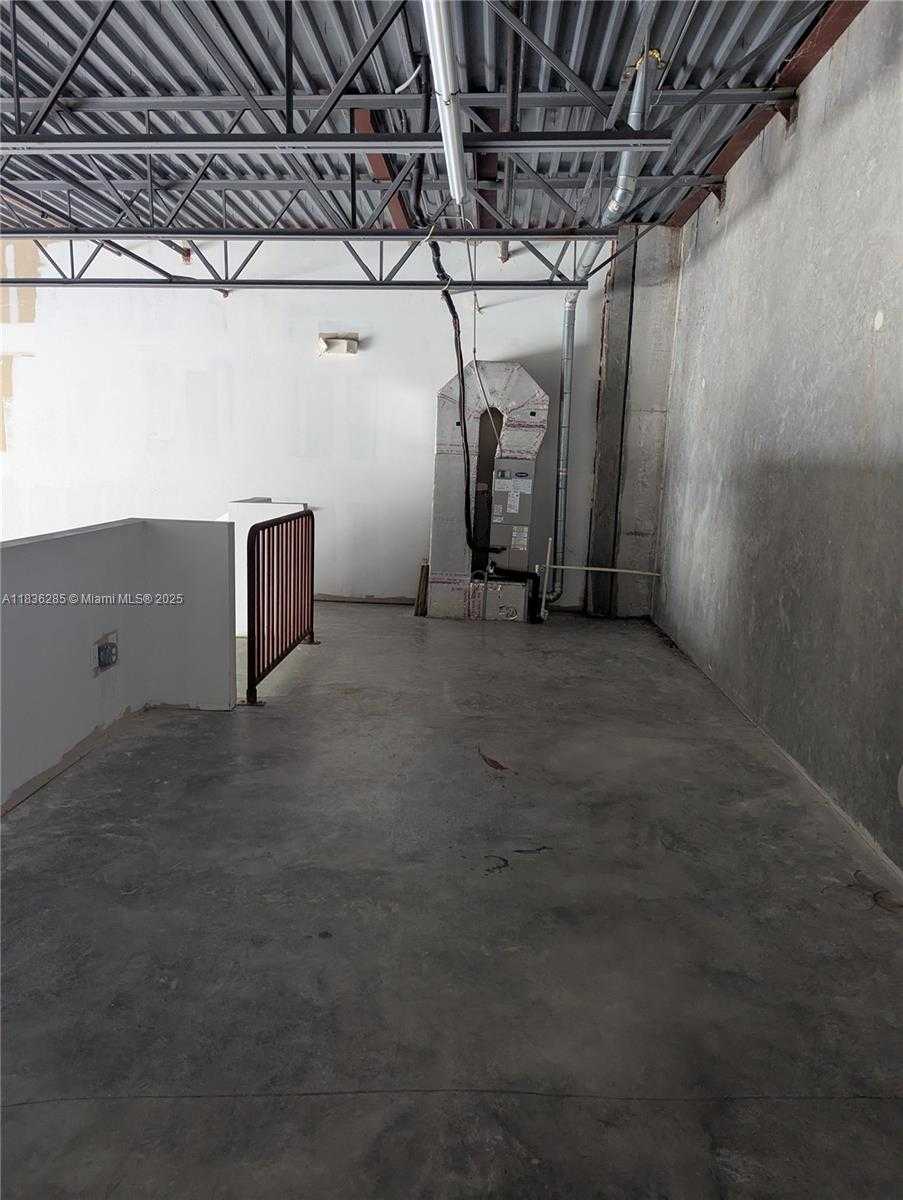 Small Image of 585 NORTH WEST MERCANTILE PLACE 107 #Unit C-8, Port St. Lucie Number 30
