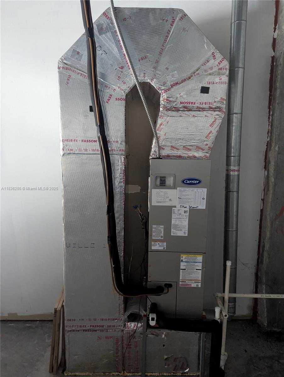 Small Image of 585 NORTH WEST MERCANTILE PLACE 107 #Unit C-8, Port St. Lucie Number 41