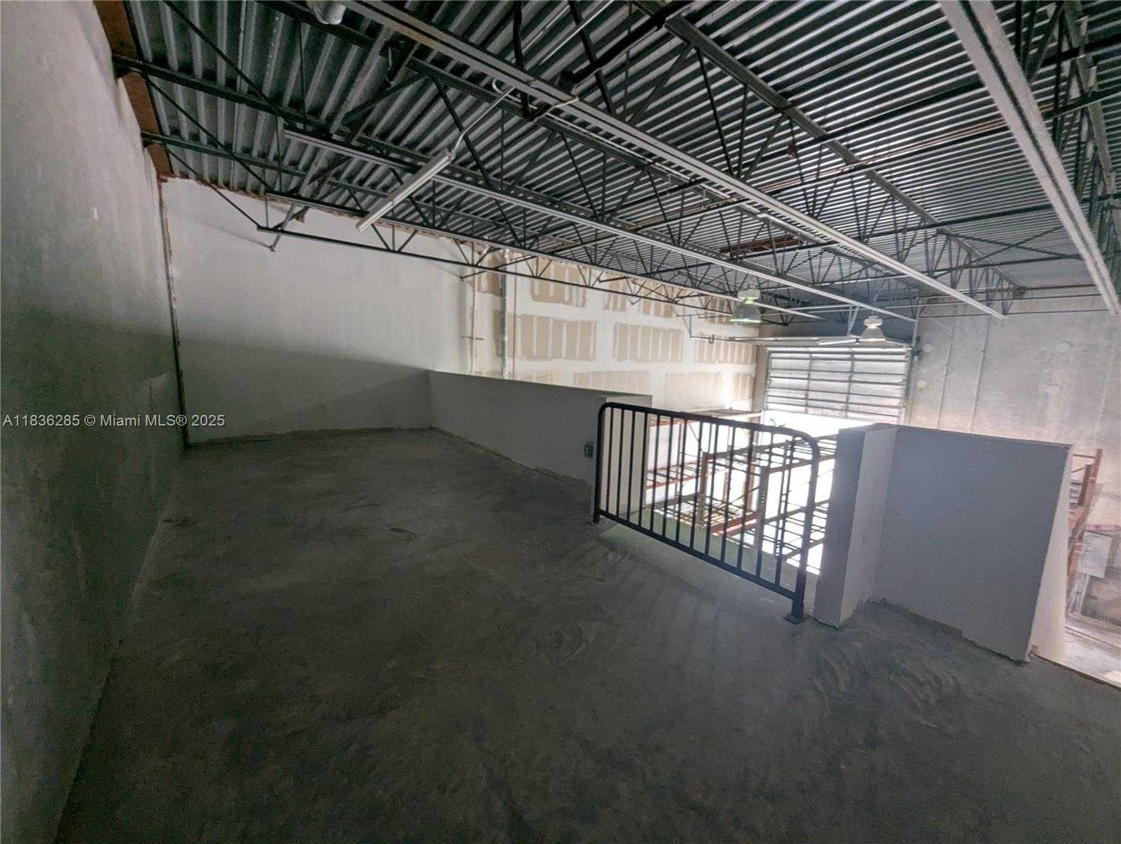 Small Image of 585 NORTH WEST MERCANTILE PLACE 107 #Unit C-8, Port St. Lucie Number 43
