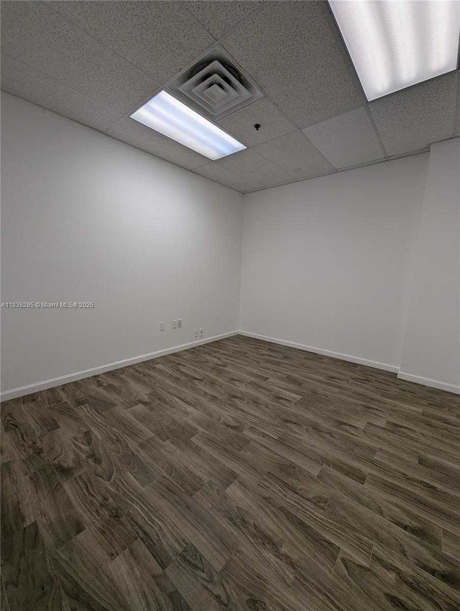 Small Image of 585 NORTH WEST MERCANTILE PLACE 107 #Unit C-8, Port St. Lucie Number 9
