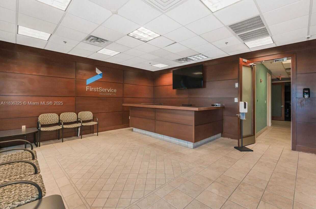Small Image of 2950 NORTH 28TH TER, Hollywood Number 6
