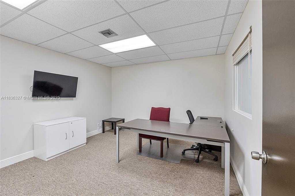 Small Image of 2699 STIRLING RD #306-A, Hollywood Number 5