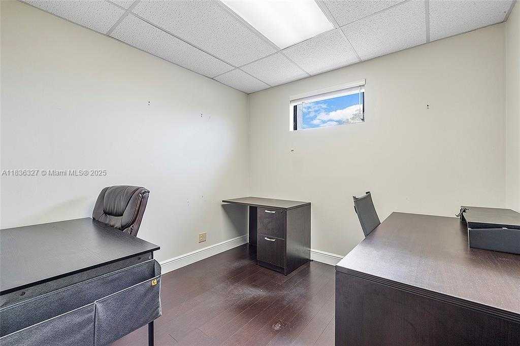 Small Image of 2699 STIRLING RD #306-A, Hollywood Number 7