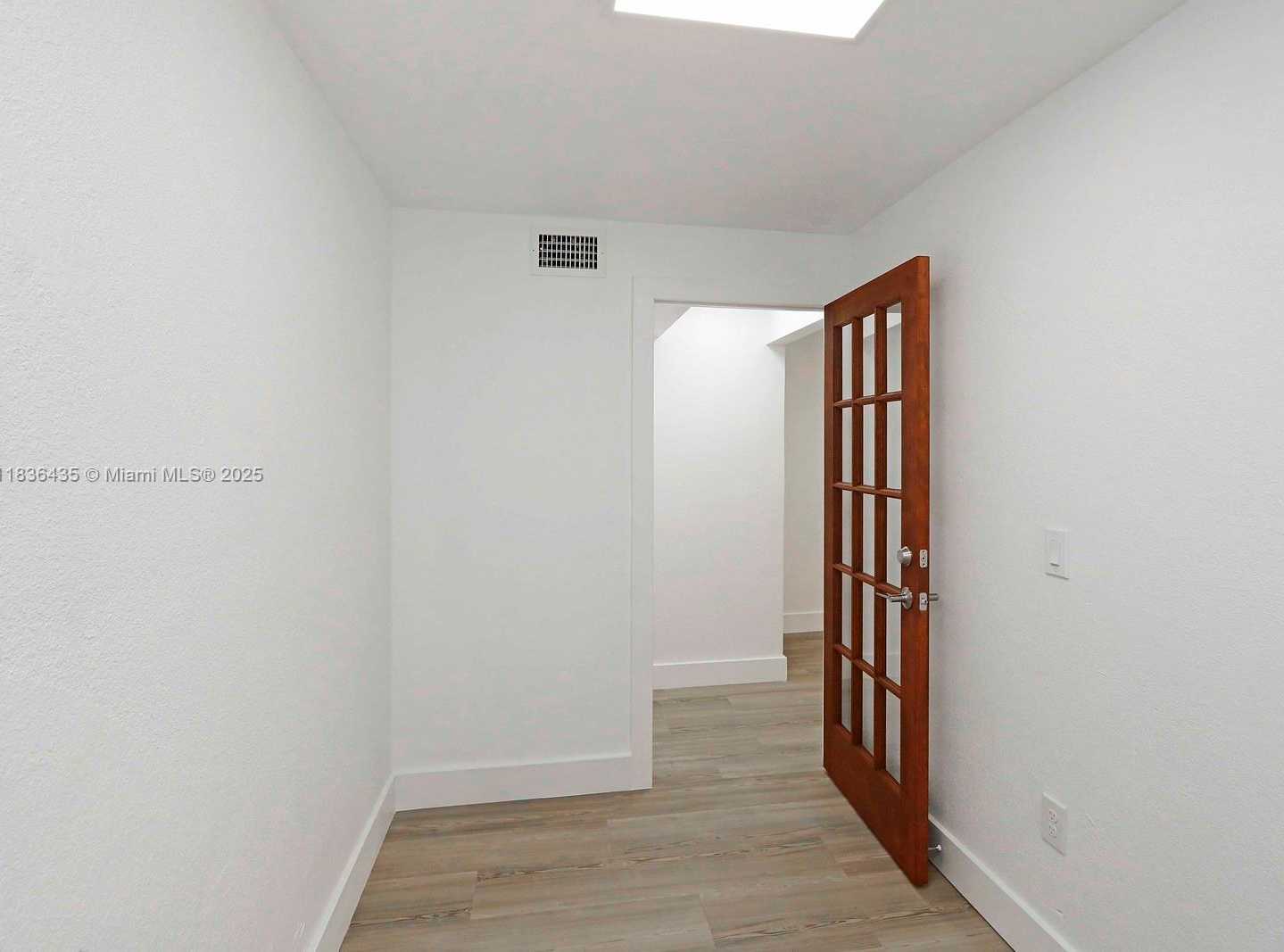 Small Image of 2930 NORTH WEST 108TH AVE #2930, Doral Number 18