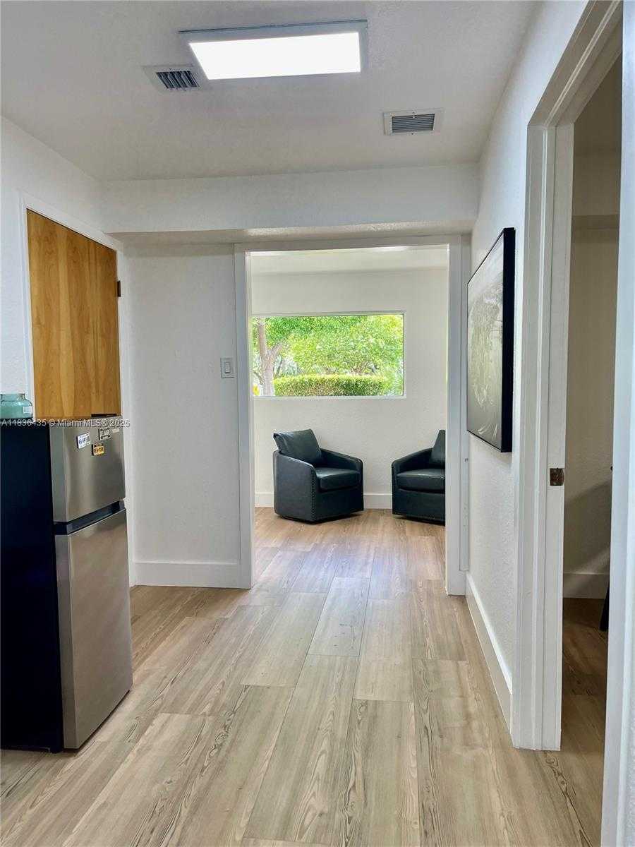 Small Image of 2930 NORTH WEST 108TH AVE #2930, Doral Number 30