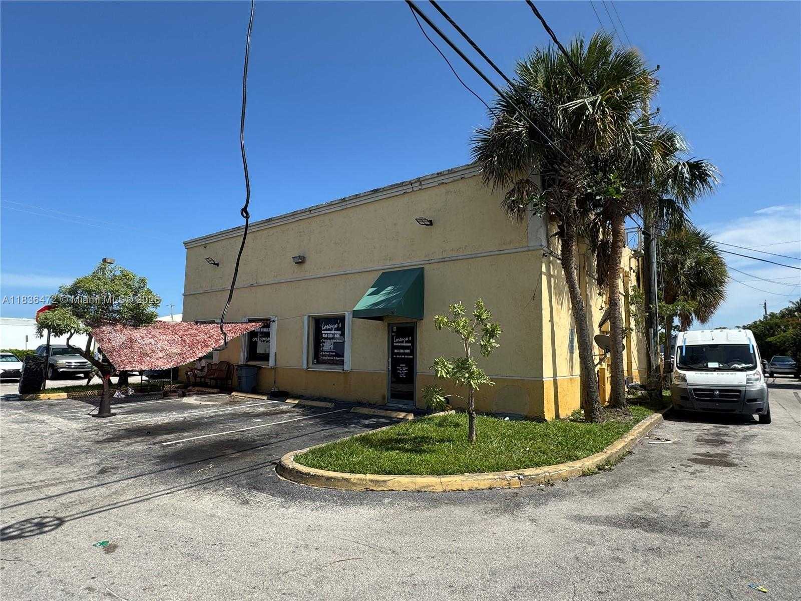 Small Image of 5105 NORTH DIXIE HWY, Deerfield Beach Number 6