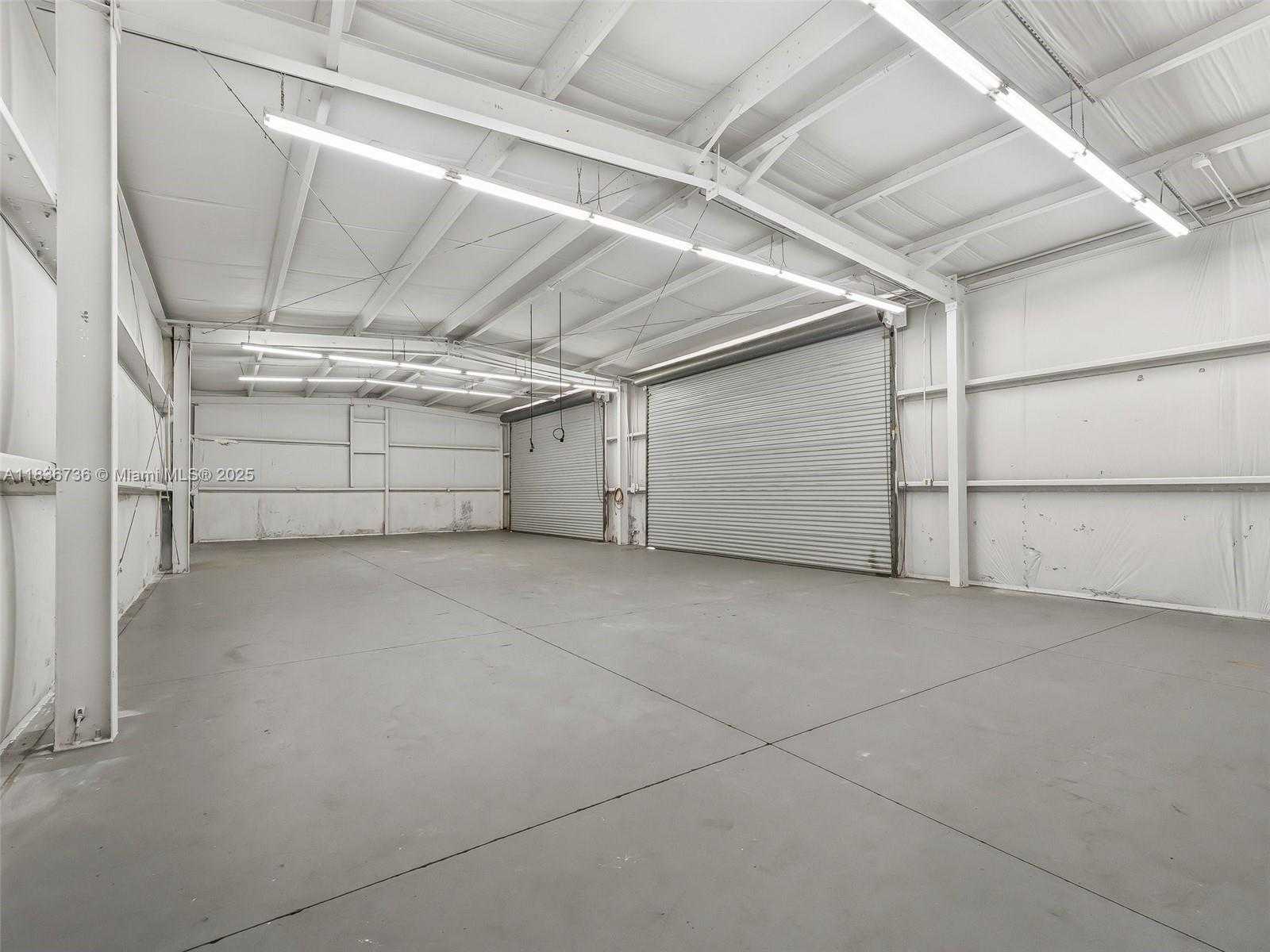 Small Image of 301 BEAM STREET, Other City - In The State Of Florida Number 29
