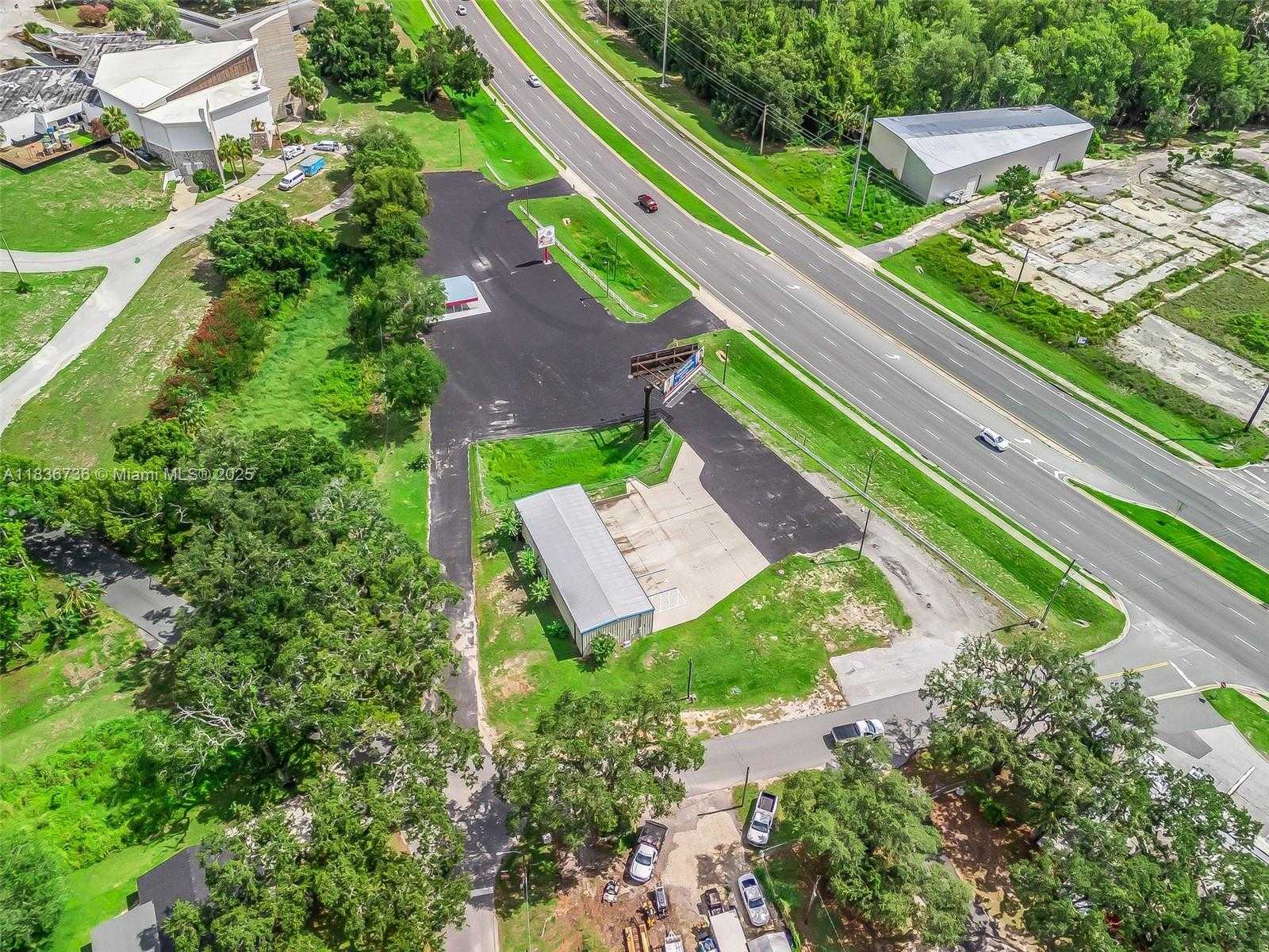 Small Image of 301 BEAM STREET, Other City - In The State Of Florida Number 9