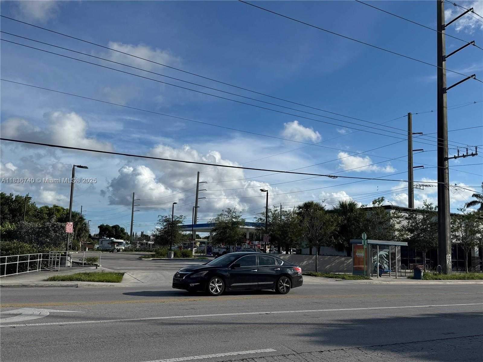 Small Image of 1605 NORTH WEST 95TH ST, Miami Number 11