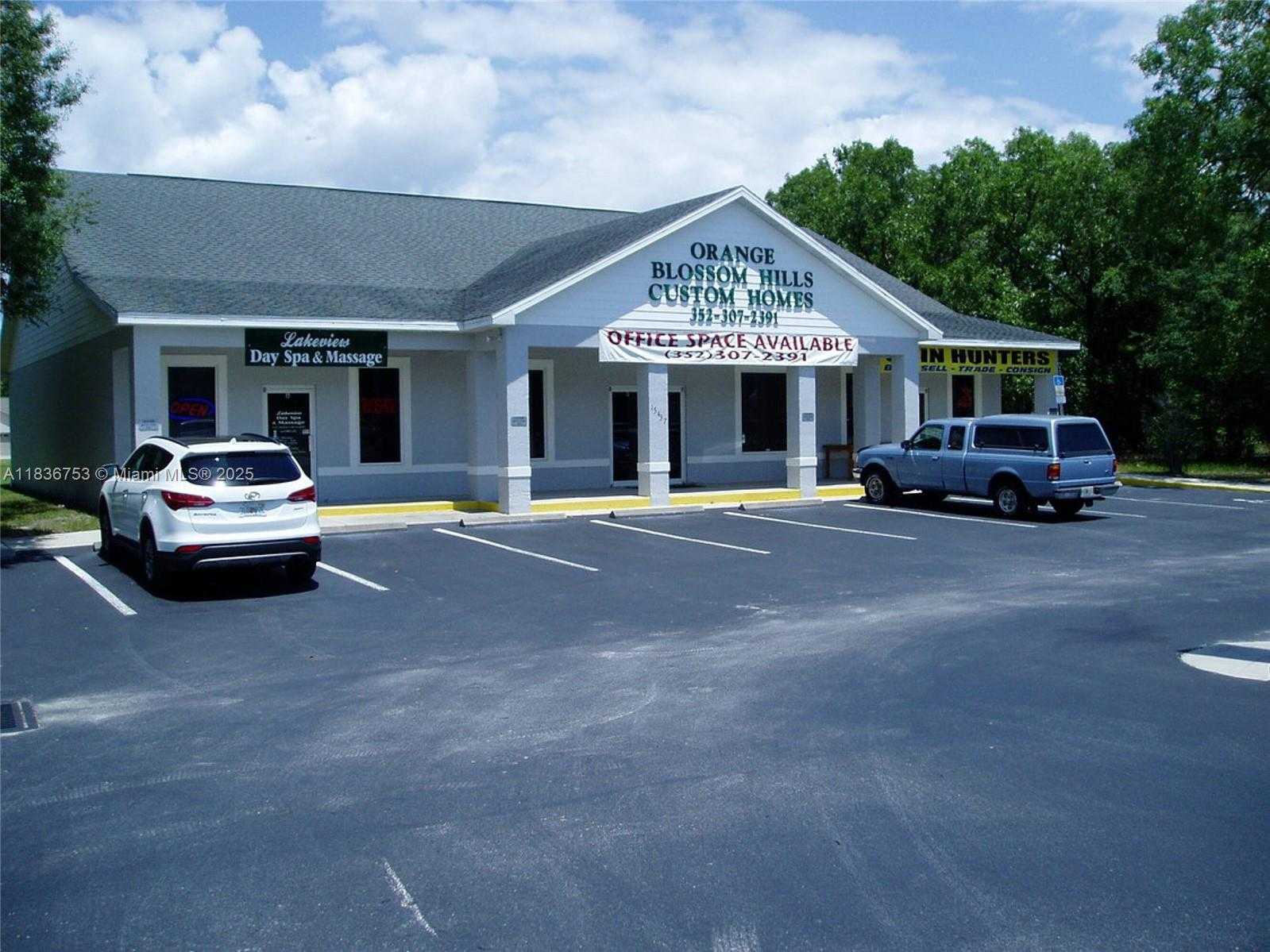 Small Image of 15437 SOUTH US HIGHWAY 441, Out of City Number 13