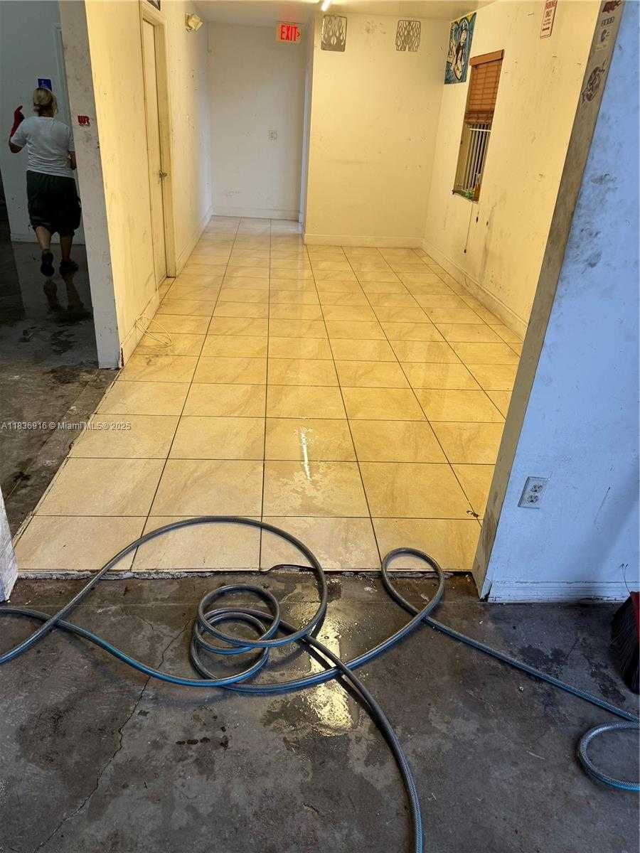 Small Image of 2205 WEST 80TH ST #F-4, Hialeah Number 7